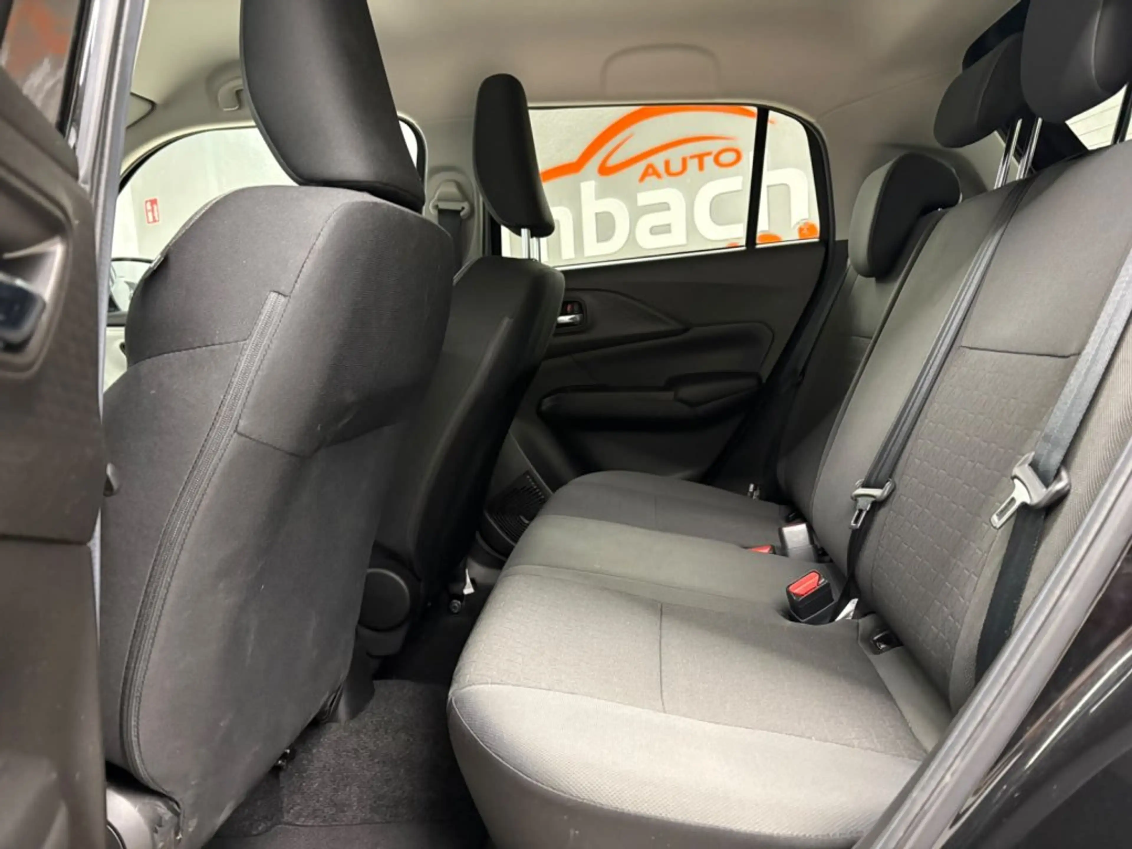 Suzuki Swift 1.2 HYBRID ALLGRIP shine — photo 4