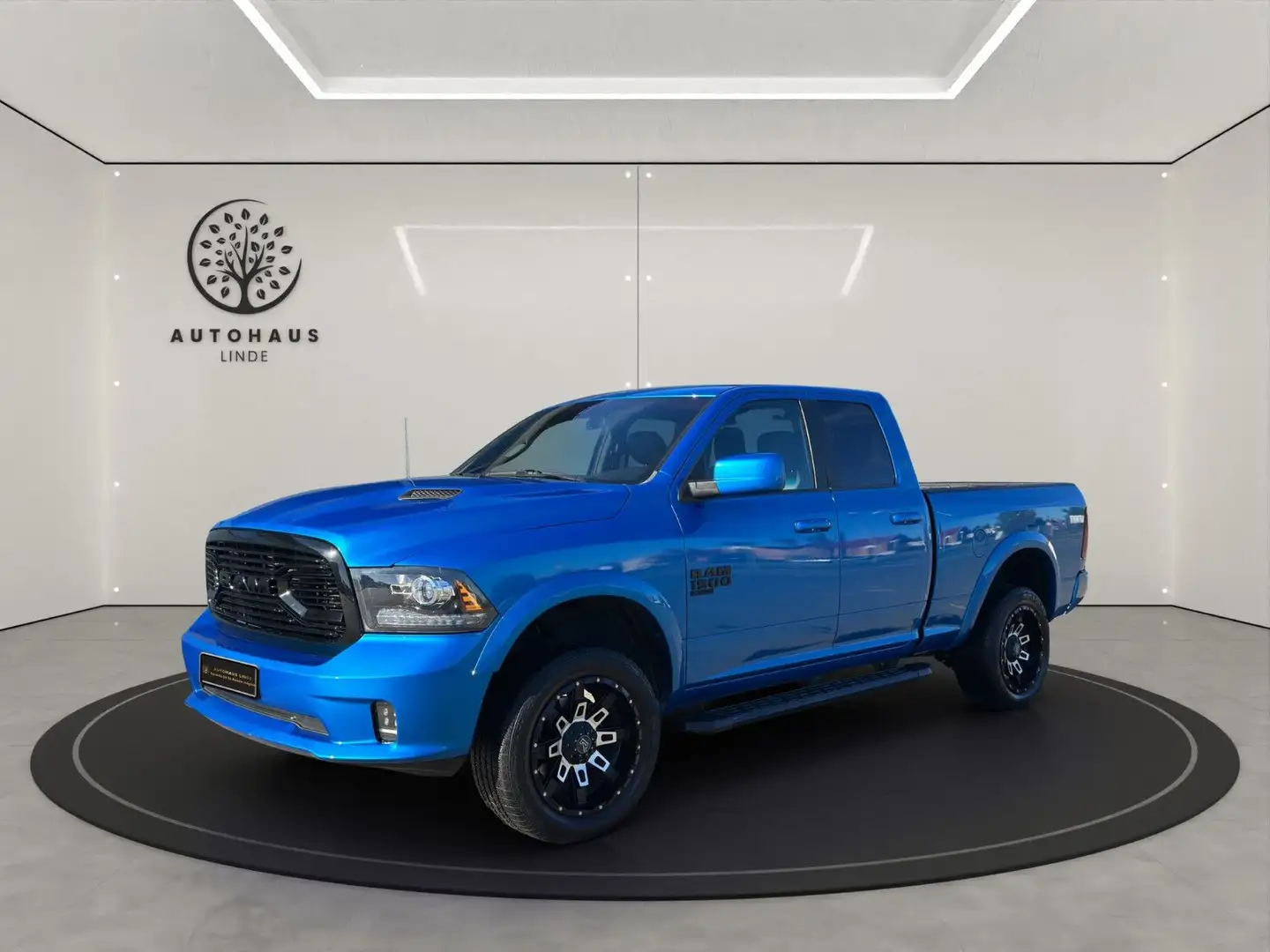 Dodge RAM 1500LT 4X4 NAVI/LEDER/LED Blau - 1