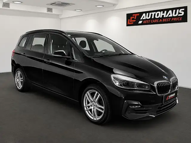BMW 2 Series view 4