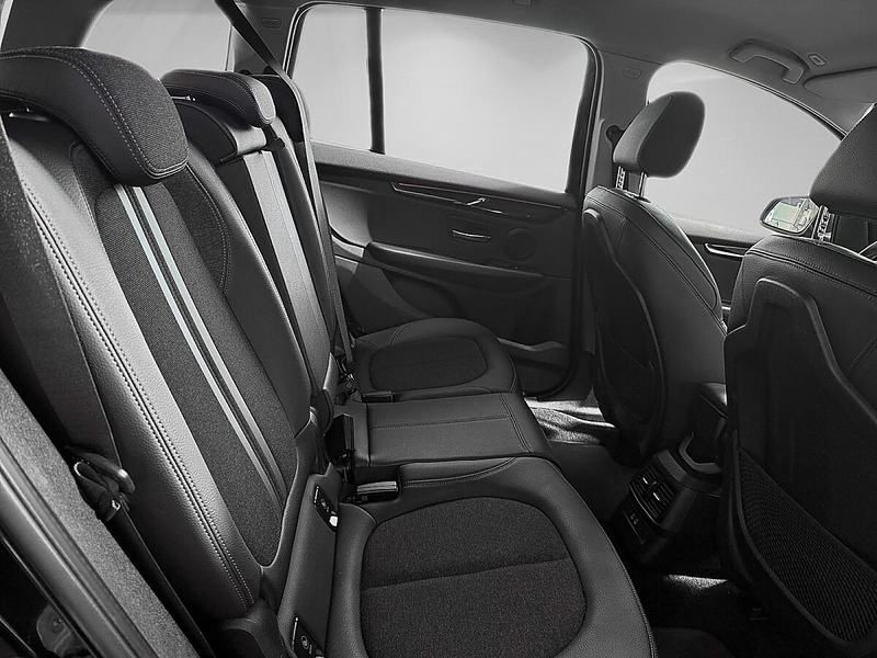 BMW 218 d Gran Tourer Aut. | GUTE AUSSTATTUNG | — photo 11