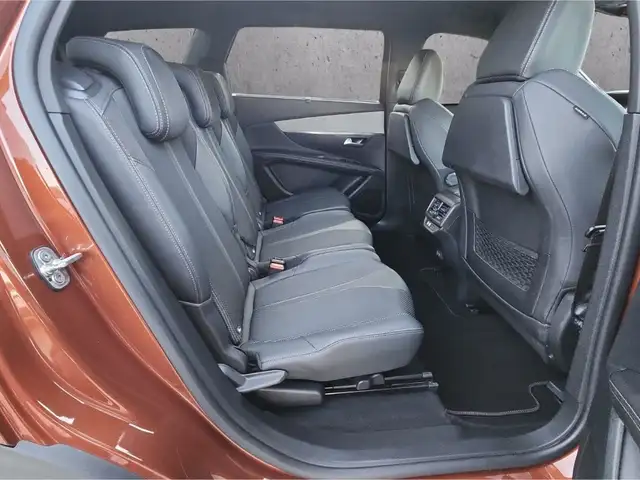 Peugeot 5008 view 14