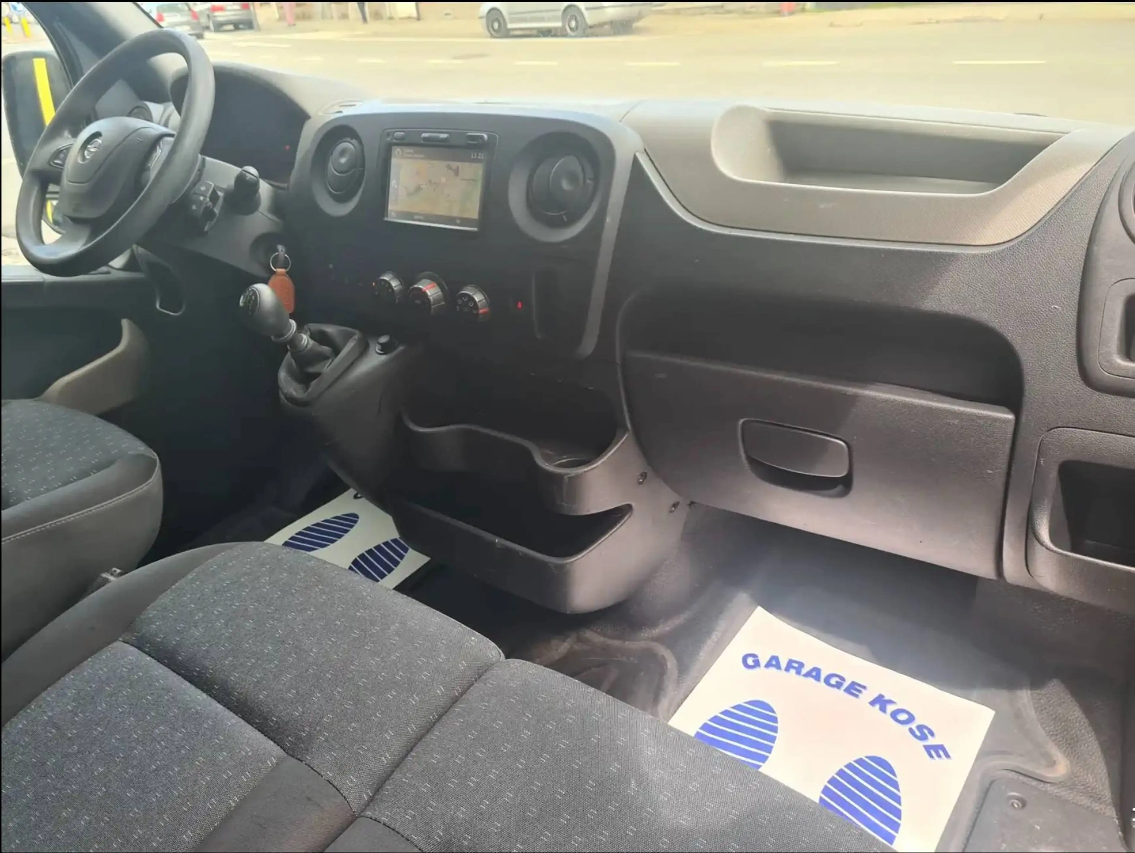 Opel Movano 2.3 CDTi L3H1 //  NAVIGATION//CLIM//L2 H+UTILITAIRE 3PL+1ER PROPRIETAIRE+GARANTIE 12 MOIS+CARPASS// — photo 8