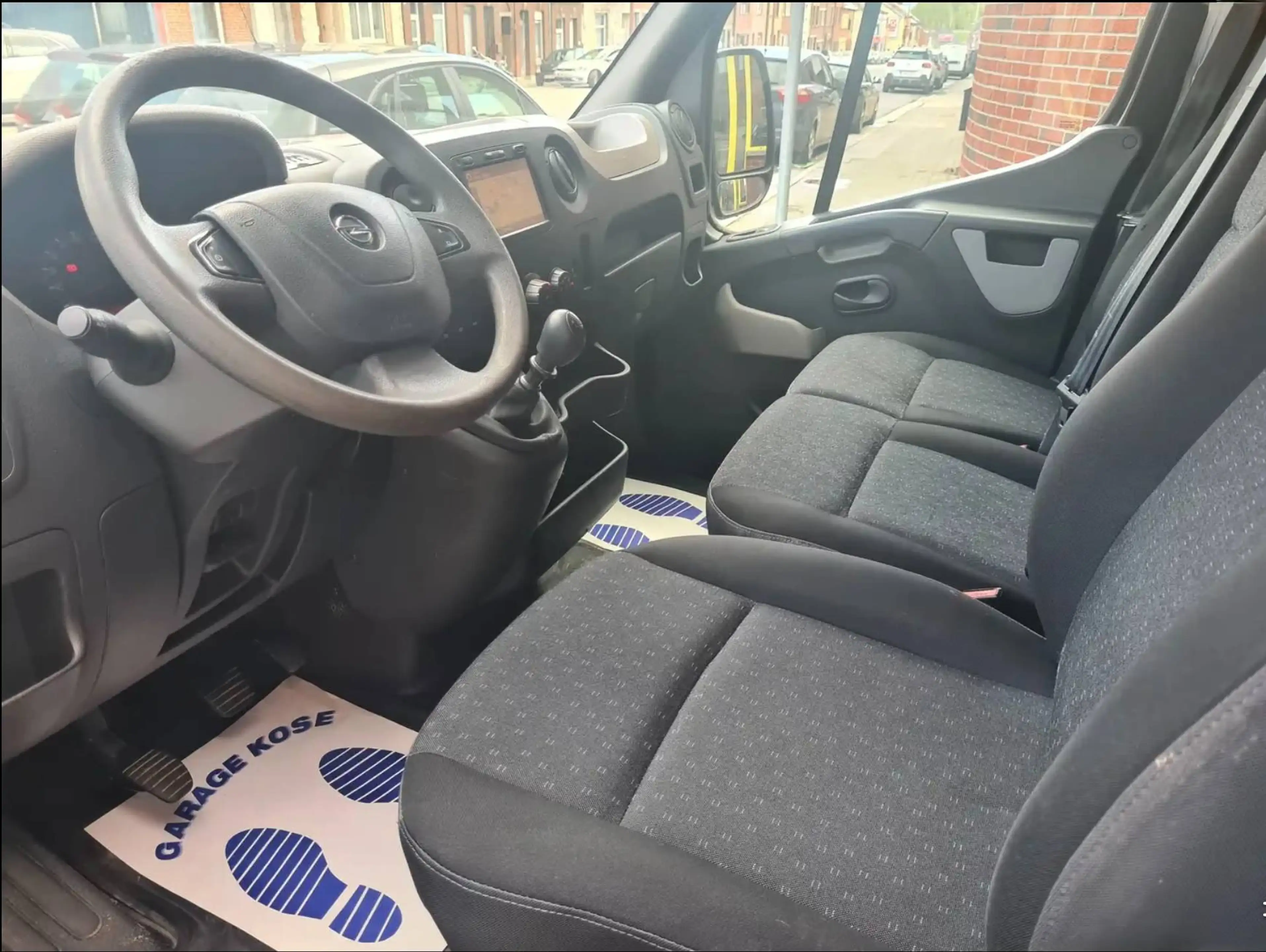 Opel Movano 2.3 CDTi L3H1 //  NAVIGATION//CLIM//L2 H+UTILITAIRE 3PL+1ER PROPRIETAIRE+GARANTIE 12 MOIS+CARPASS// — photo 7