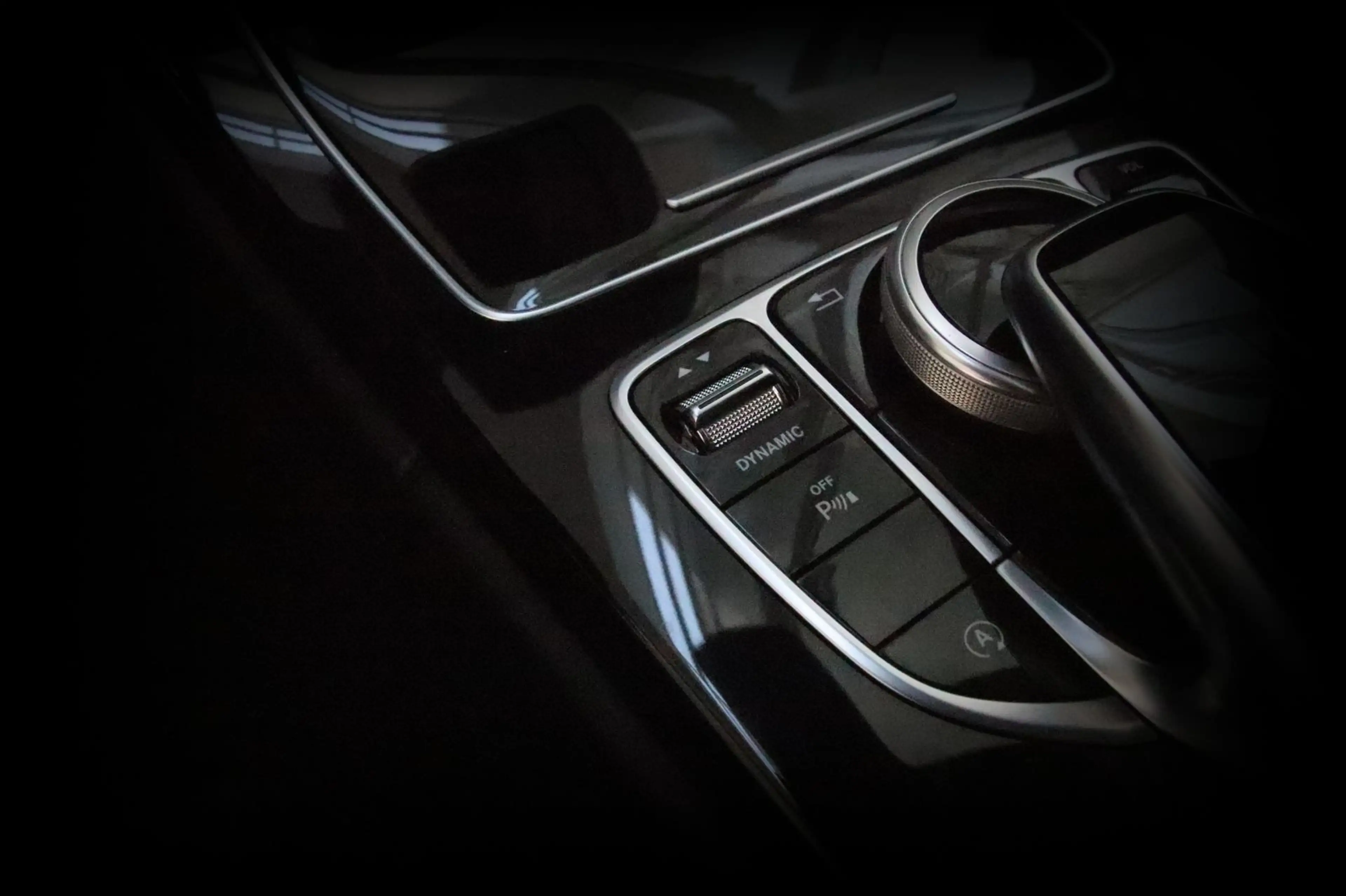 Mercedes-Benz C 300 LED-High-Performance*TEMPOMAT*NAVI*SHZ* — photo 13
