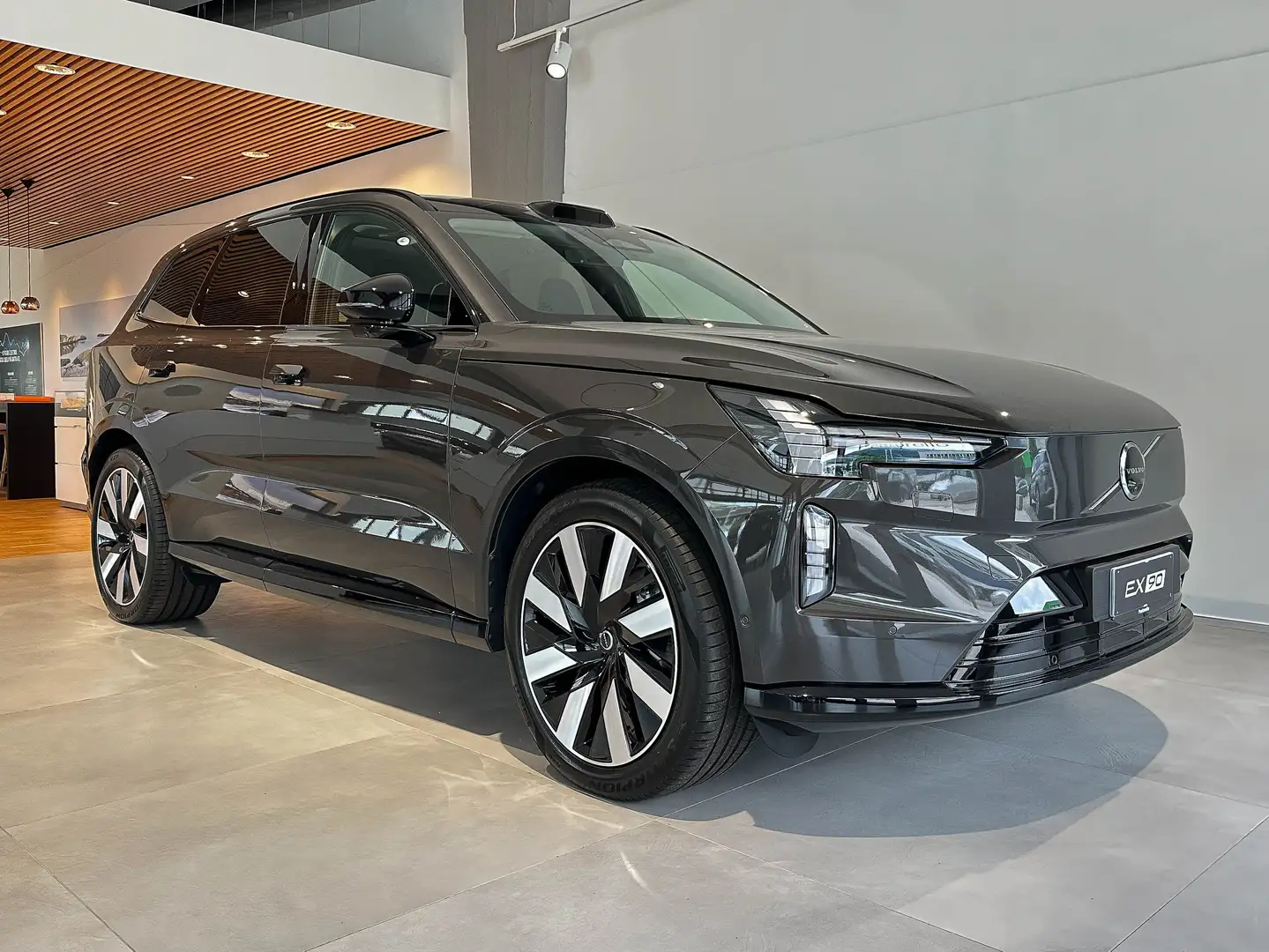 Volvo EX90 Ultra Twin AWD 111kWh - 7 Sitzer - Sofort Szürke - 1