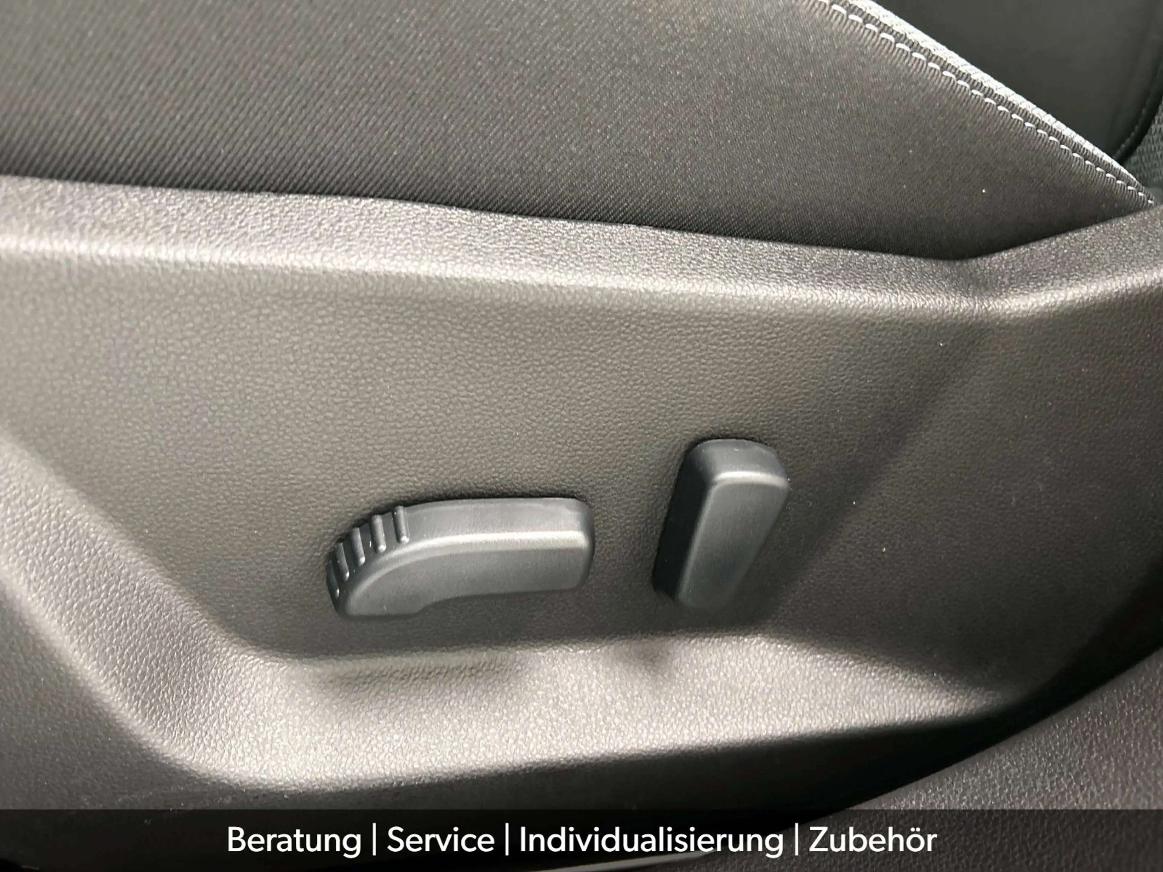 Dacia Bigster Hybrid 155  Journey City-/Winter-Paket — photo 3