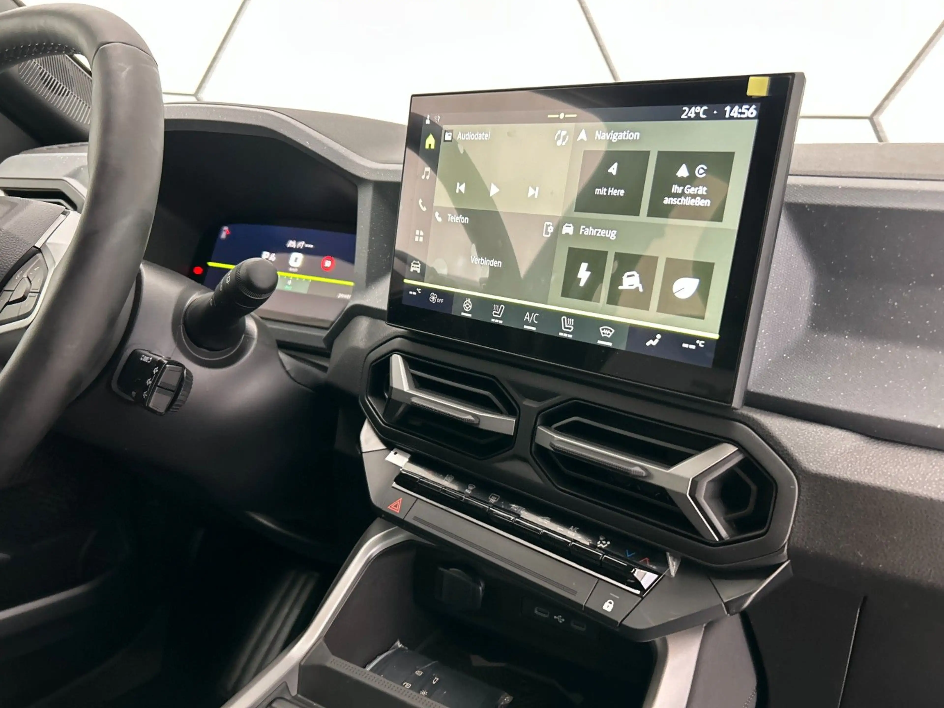 Dacia Bigster Hybrid 155  Journey City-/Winter-Paket — photo 15