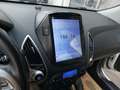 Hyundai iX35 2,0 CRDi UpGrade 4WD mit AHV Weiß - thumbnail 9