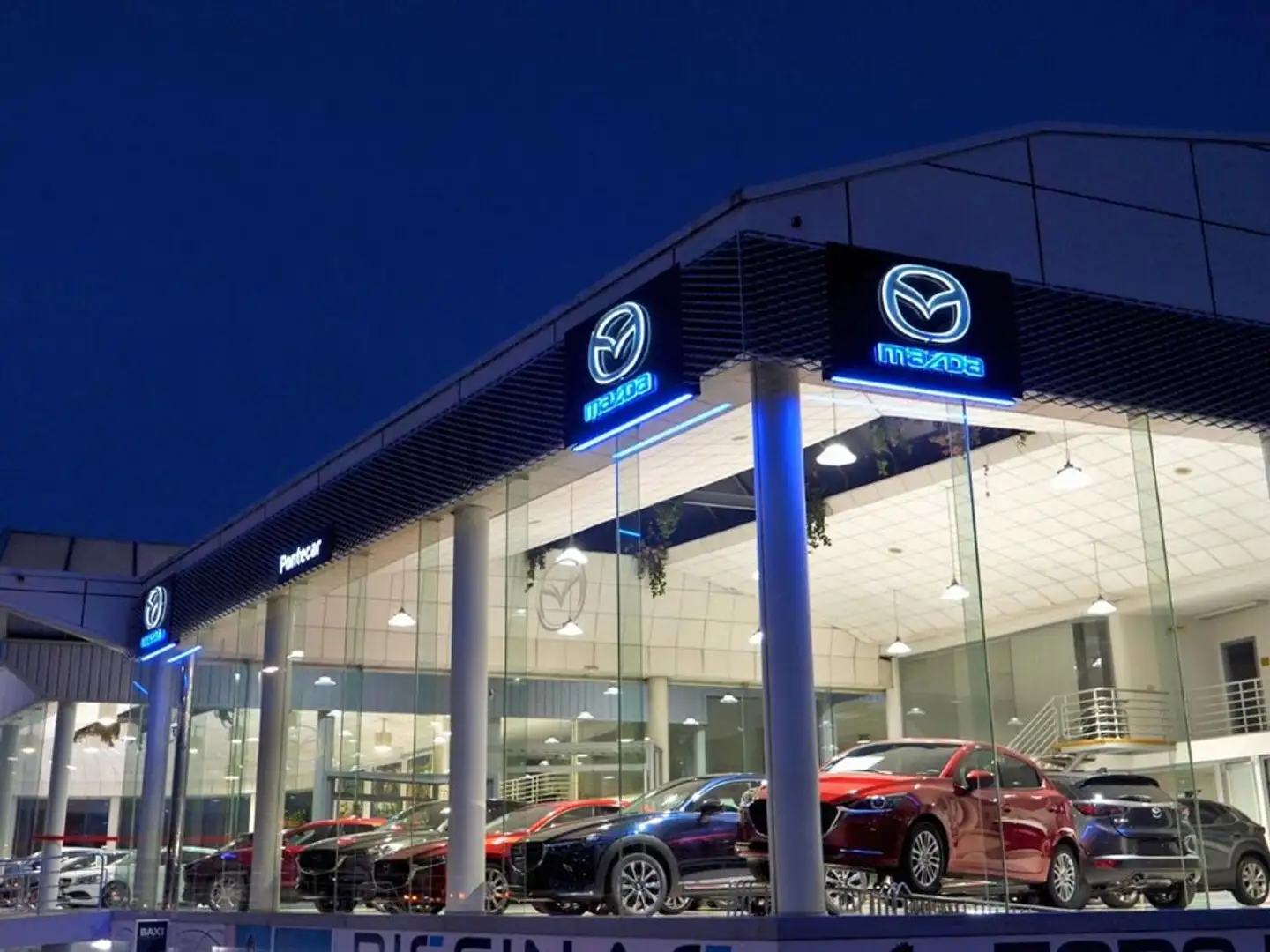 Mazda CX-60 2.5L e-Skyactiv-G PHEV Homura Plus AWD Blanco - 1