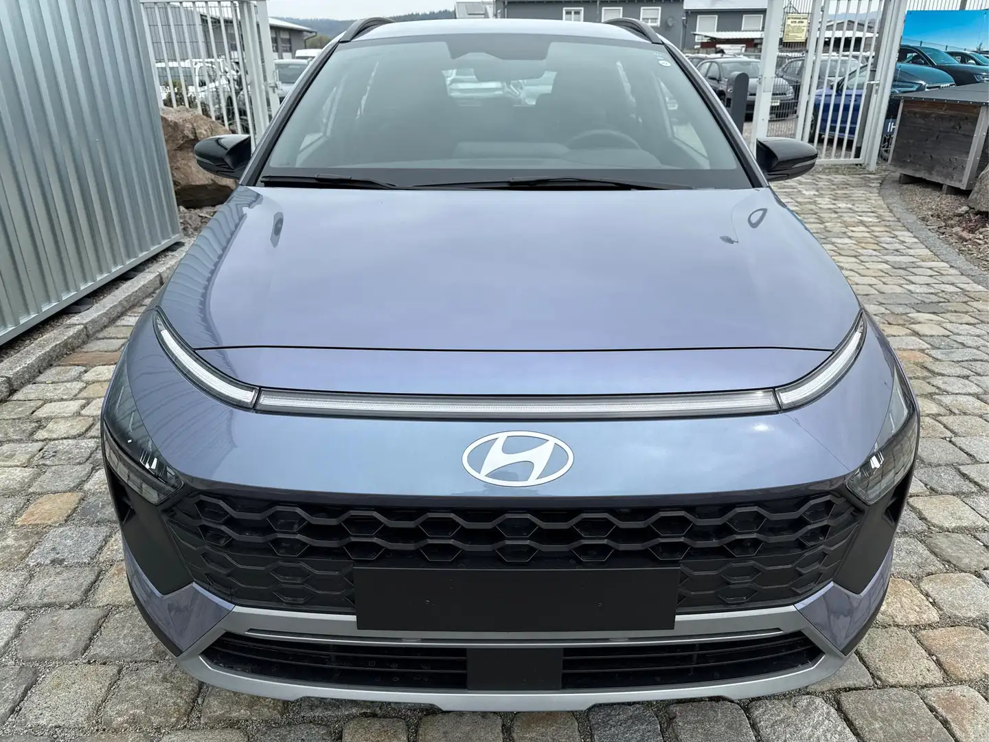 Hyundai BAYON GO PLUS!  1.0 T-GDI 66 kW (90 PS) DCT7 -PDC hin... Blau - 2