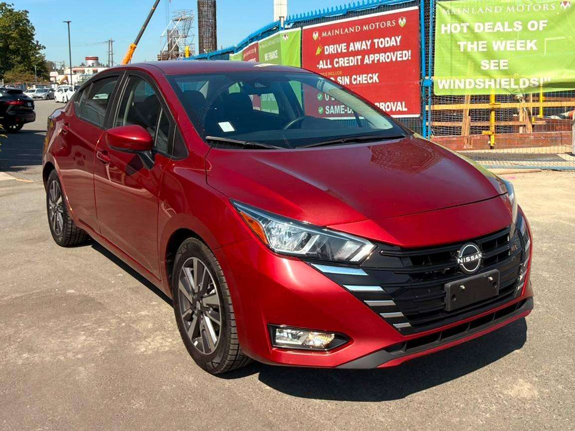 2024 Nissan Versa — view 3