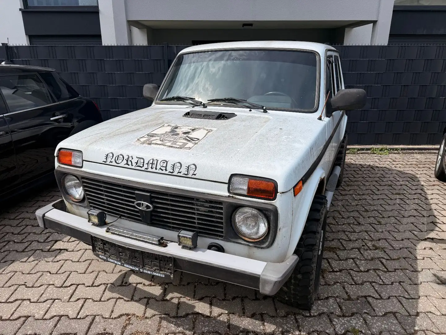 Lada Taiga TAIGA 4x4 WENIG-KM 50.TKM Weiß - 1