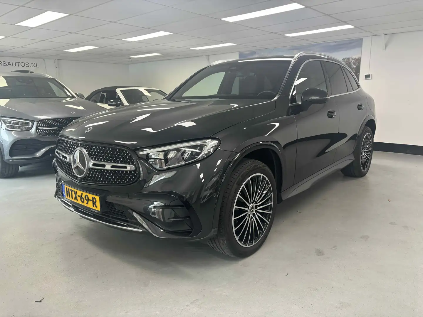 Mercedes-Benz GLC 400 400e 4MATIC AMG Pano Distronic Memory 360 Led Trek Grijs - 1