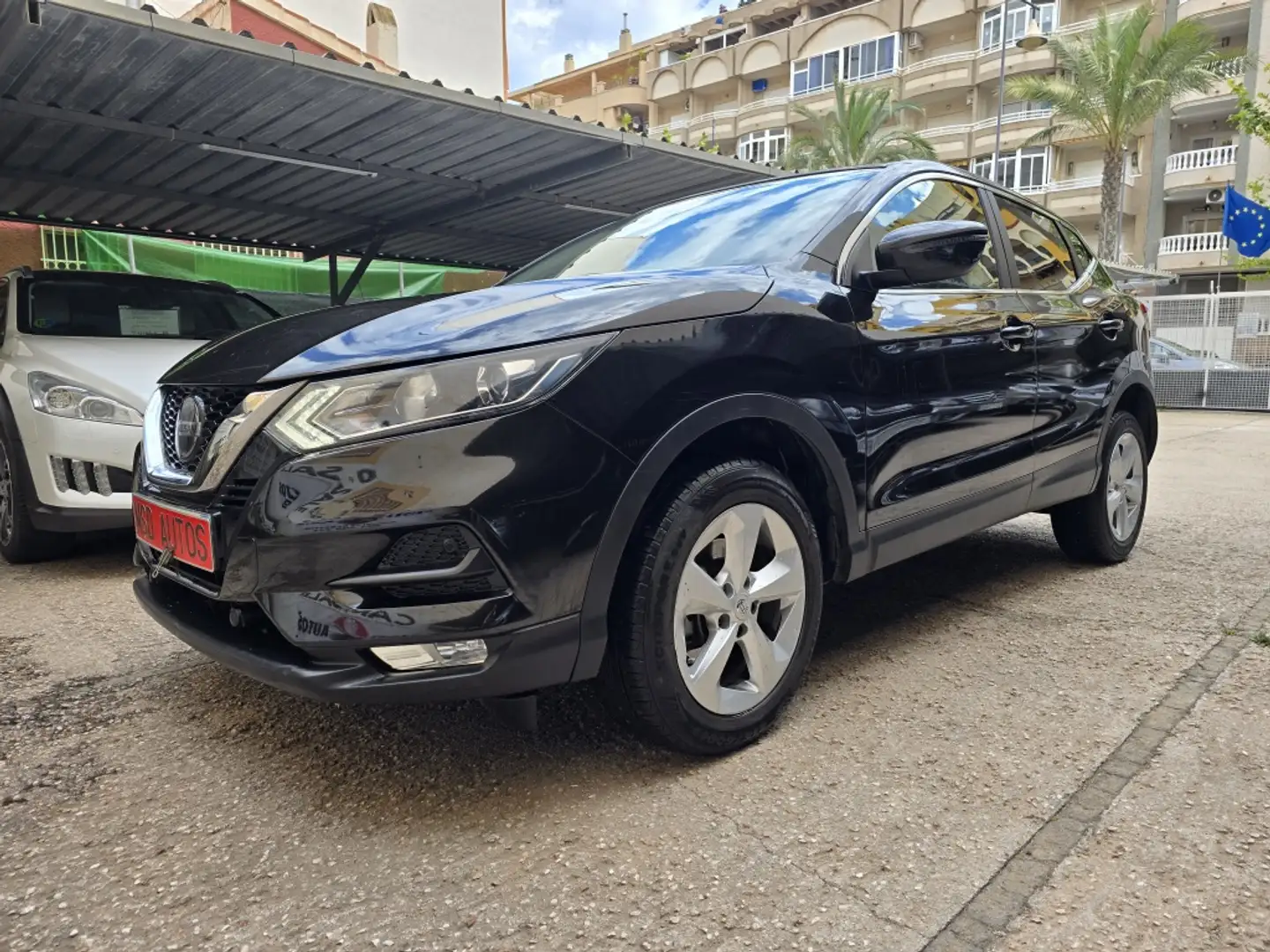 Nissan Qashqai 1.5dCi Tekna 4x2 85kW Negro - 1