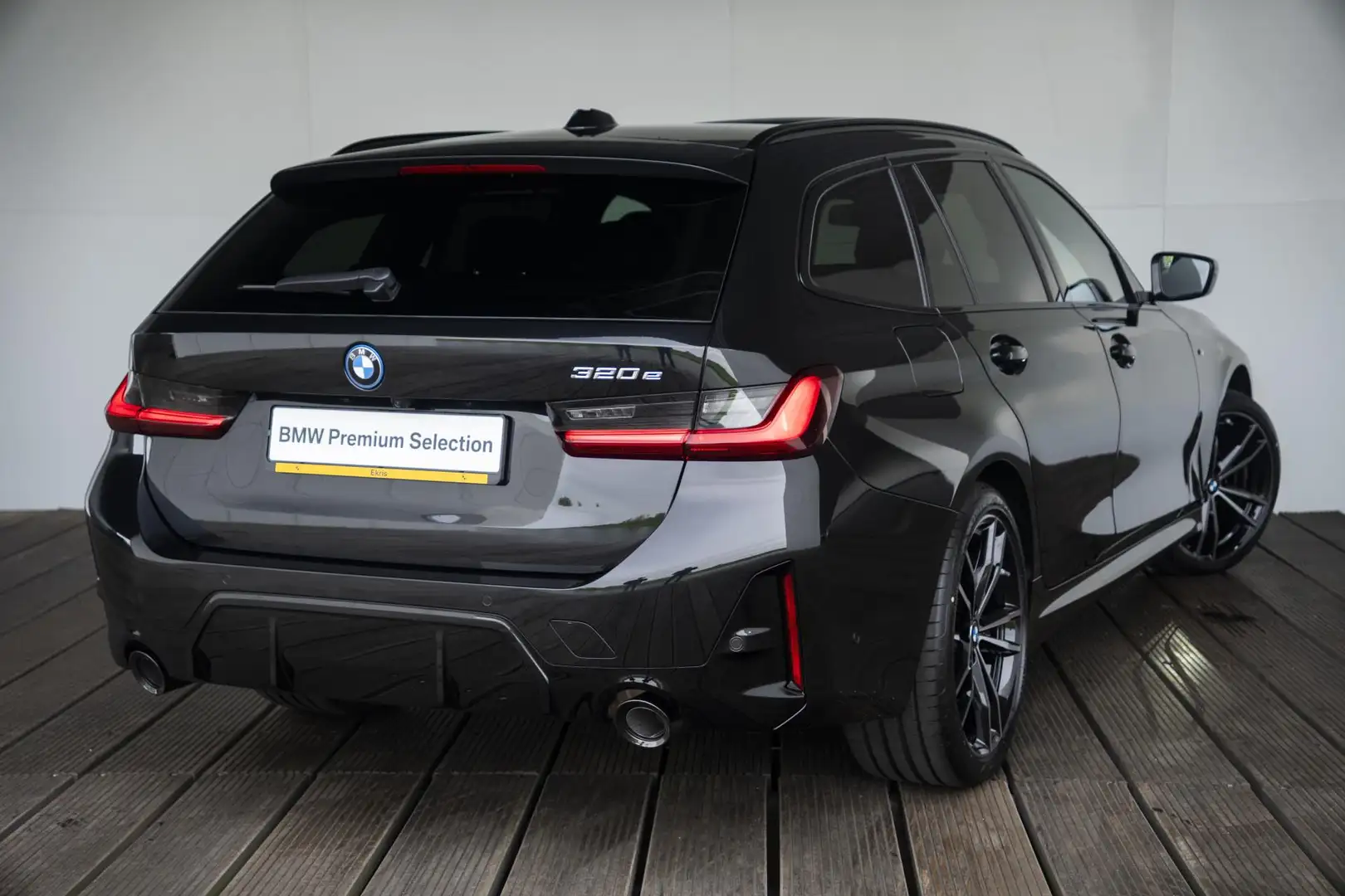 BMW 320 3 Serie Touring 320e M Sportpakket / HIFI / Draadl Noir - 2