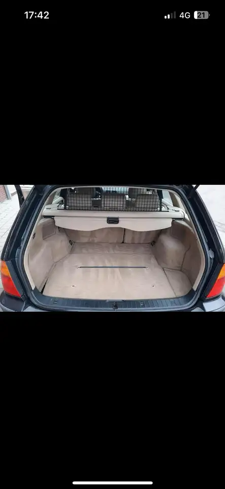 BMW 320i, foto 7