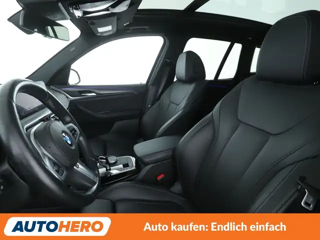 BMW X3 view 10