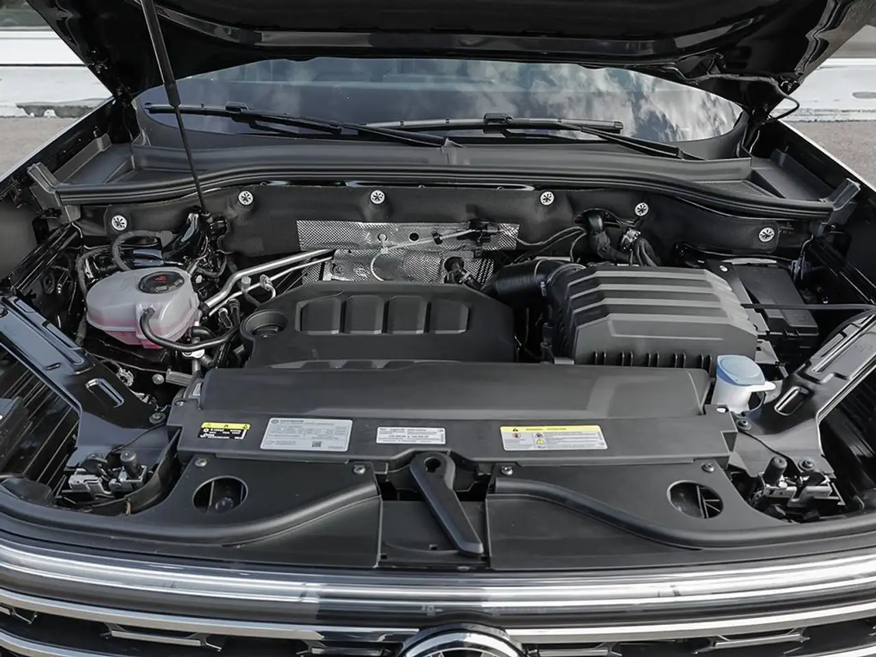 Volkswagen Atlas снимка Volkswagen Atlas
