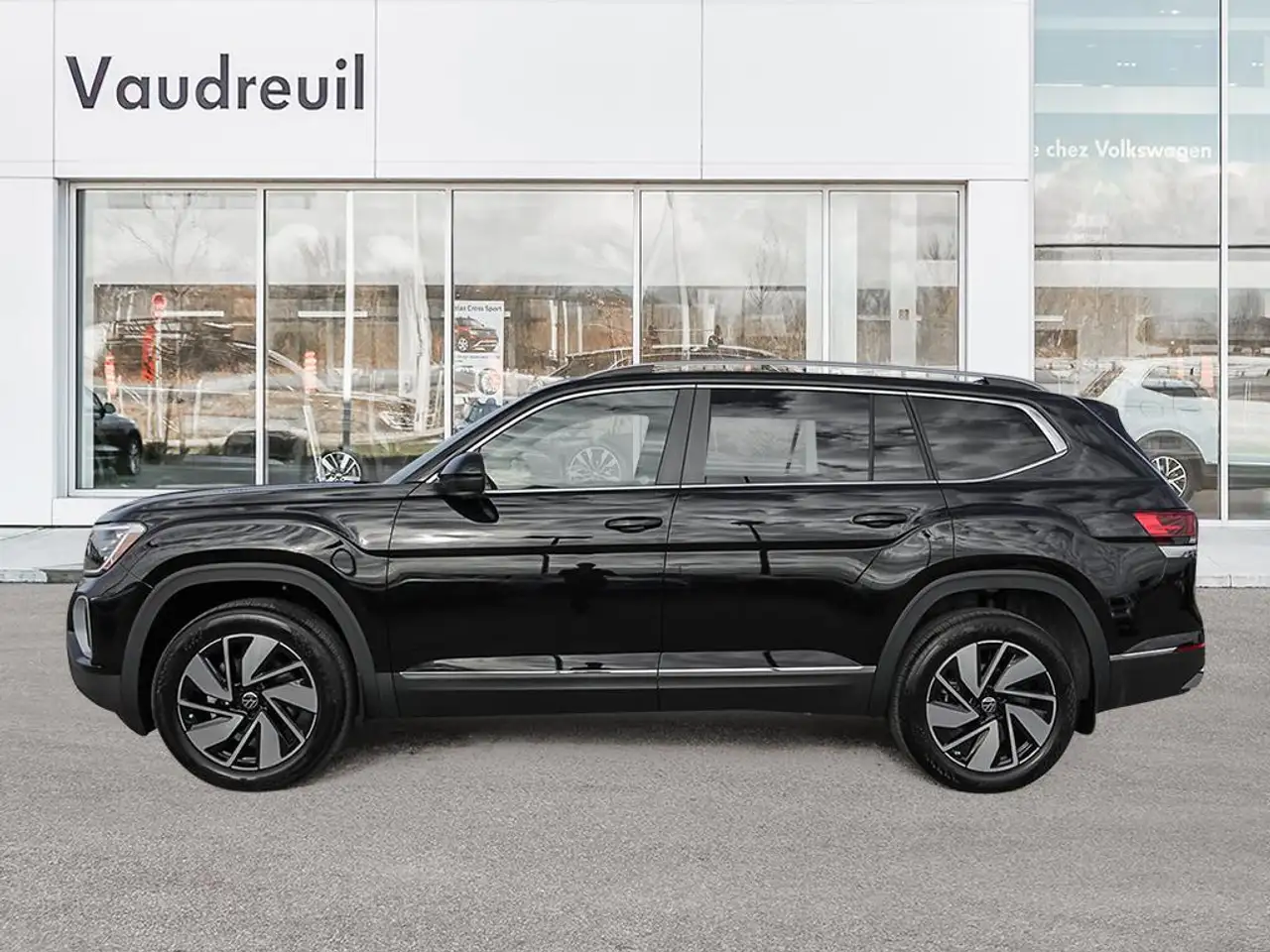 Volkswagen Atlas снимка Volkswagen Atlas