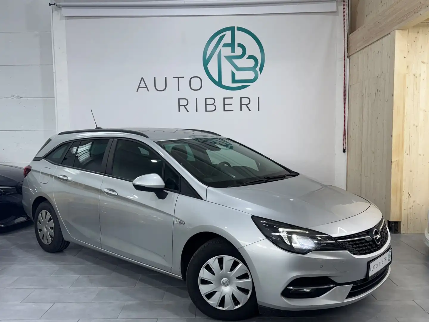 Opel Astra Sports Tourer*Lenkrad&Sitzeizung*PDC* Argent - 1