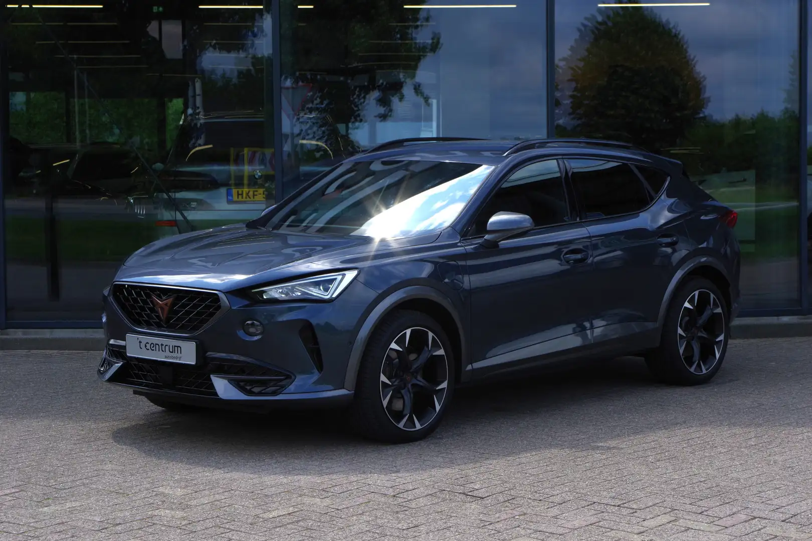 CUPRA Formentor 1.4 e-Hybrid VZ 245 PK Performance PHEV, Camera, G Szürke - 1
