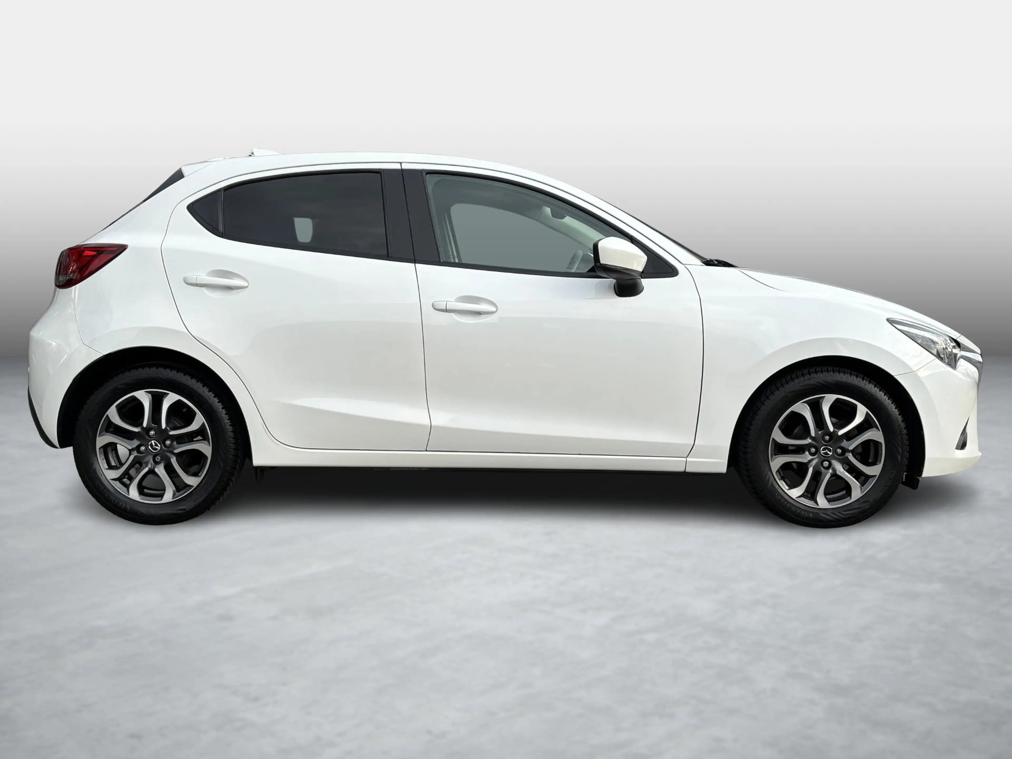 Mazda 2 1.5 Skyactiv-G GT-M All-season, Navi, Stoelverwarm — photo 5