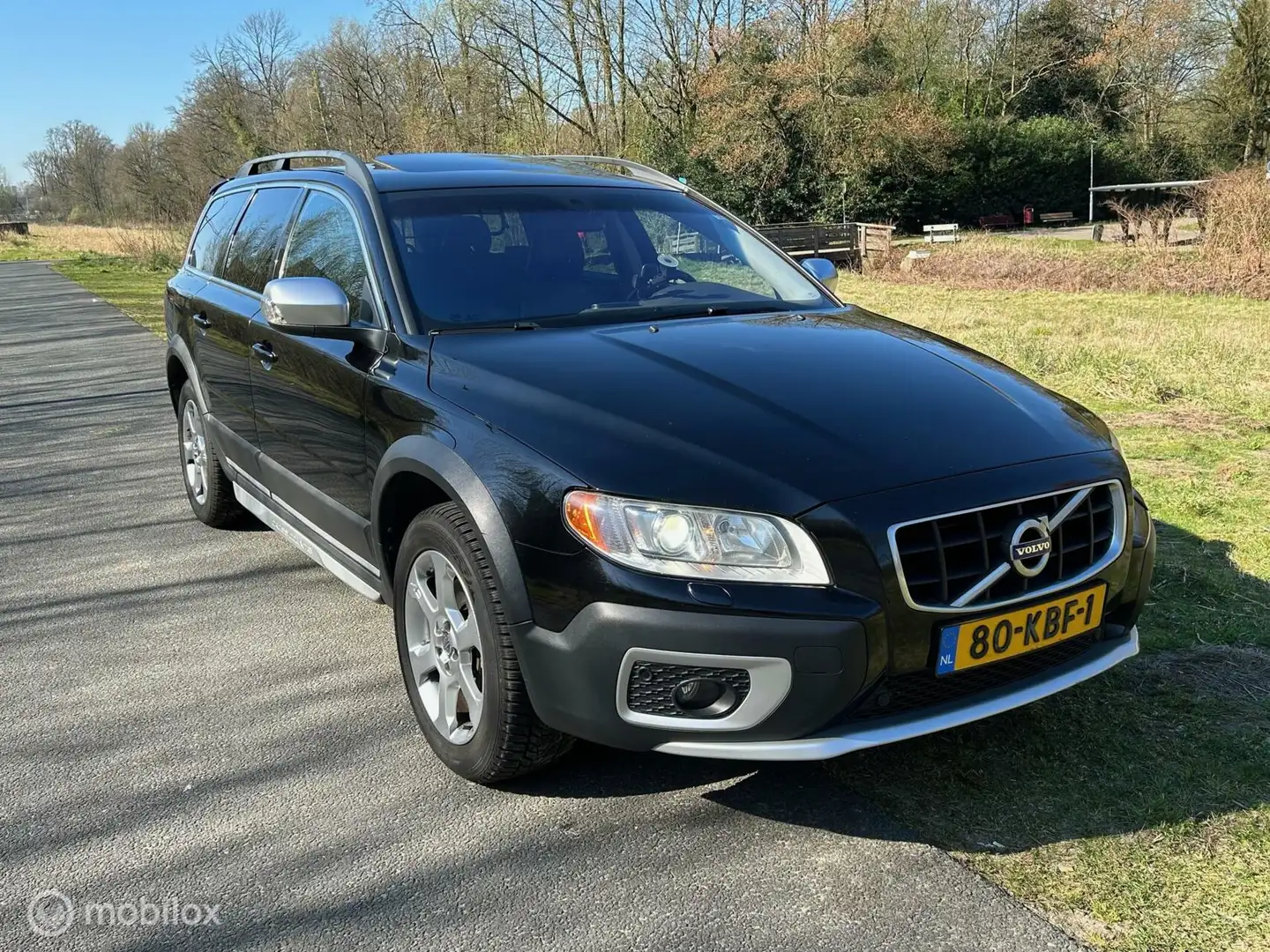 Volvo XC70 2.4 D5 AWD Summum automaat Negro - 2
