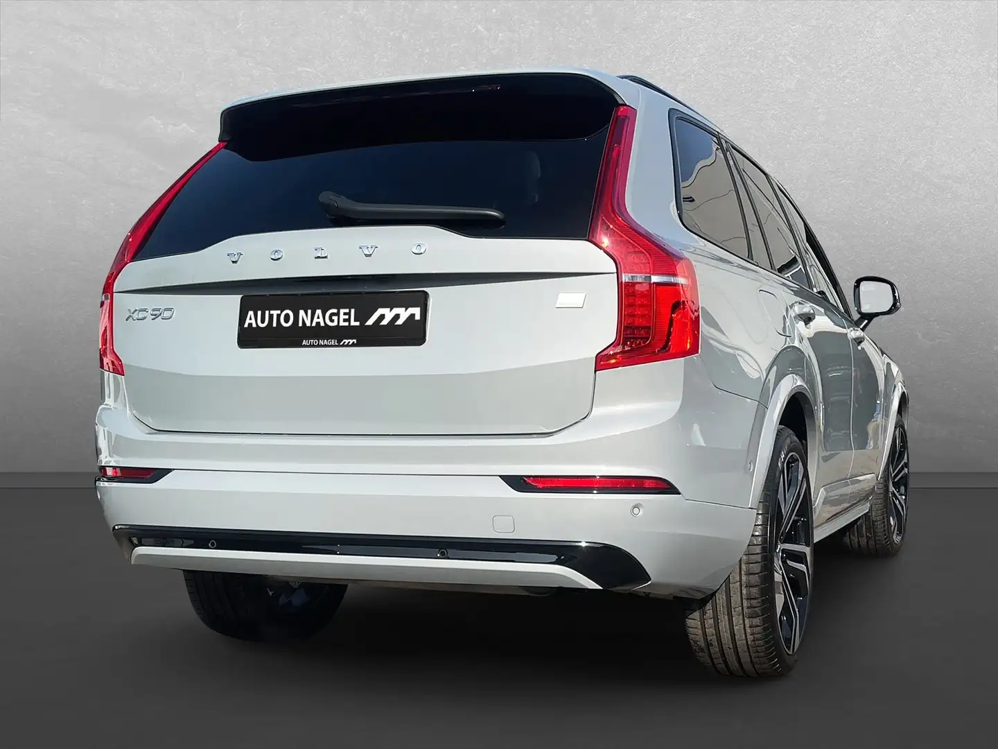 Volvo XC 90 T8 AWD Plus Dark Plug-In Grau - 2