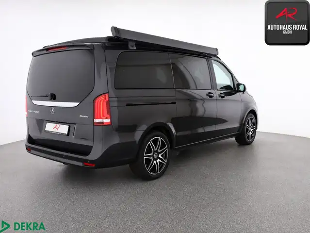 Mercedes-Benz V-Class view 10