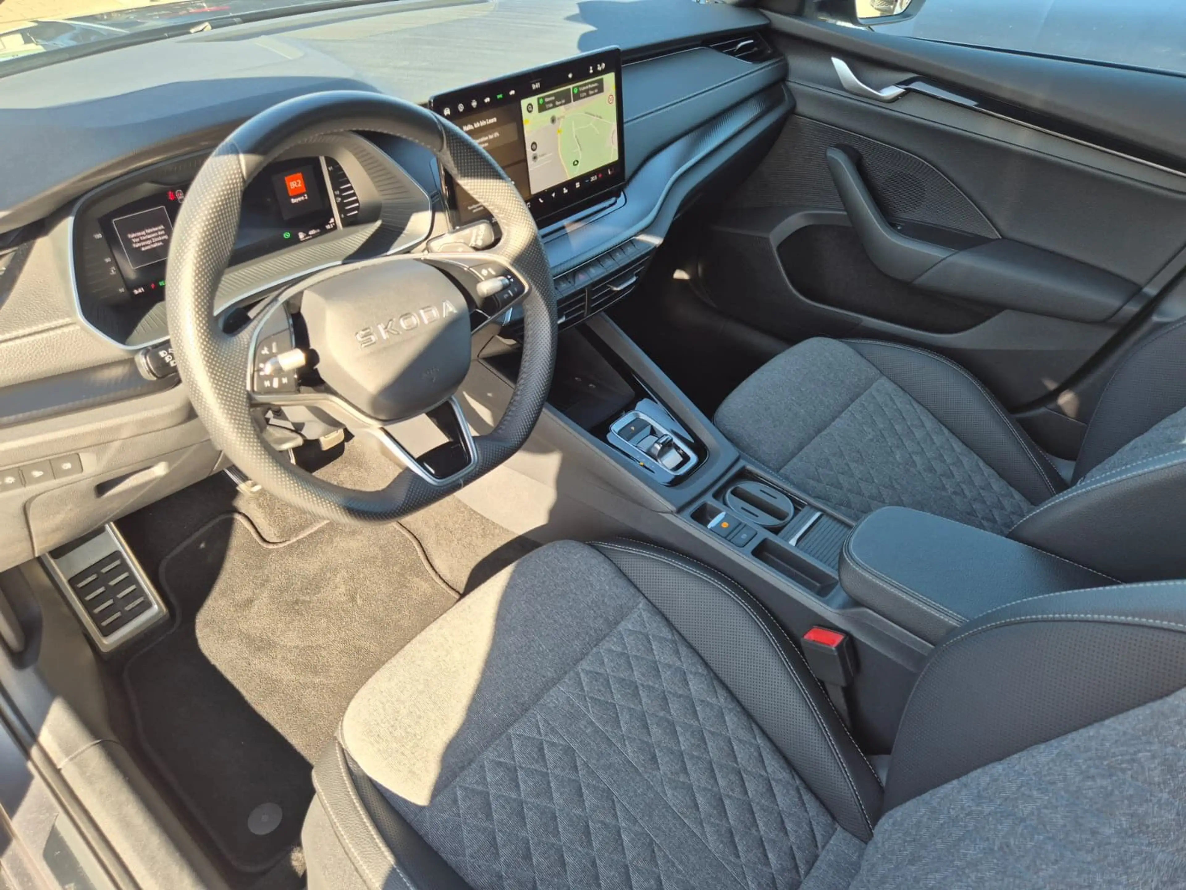Skoda Octavia 1.5 DSG Sportline PANO*MATRIX*AHK*5J.GAR — photo 12