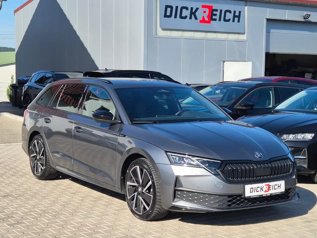 Skoda Octavia 1.5 DSG Sportline PANO*MATRIX*AHK*5J.GAR, миниатюра 2
