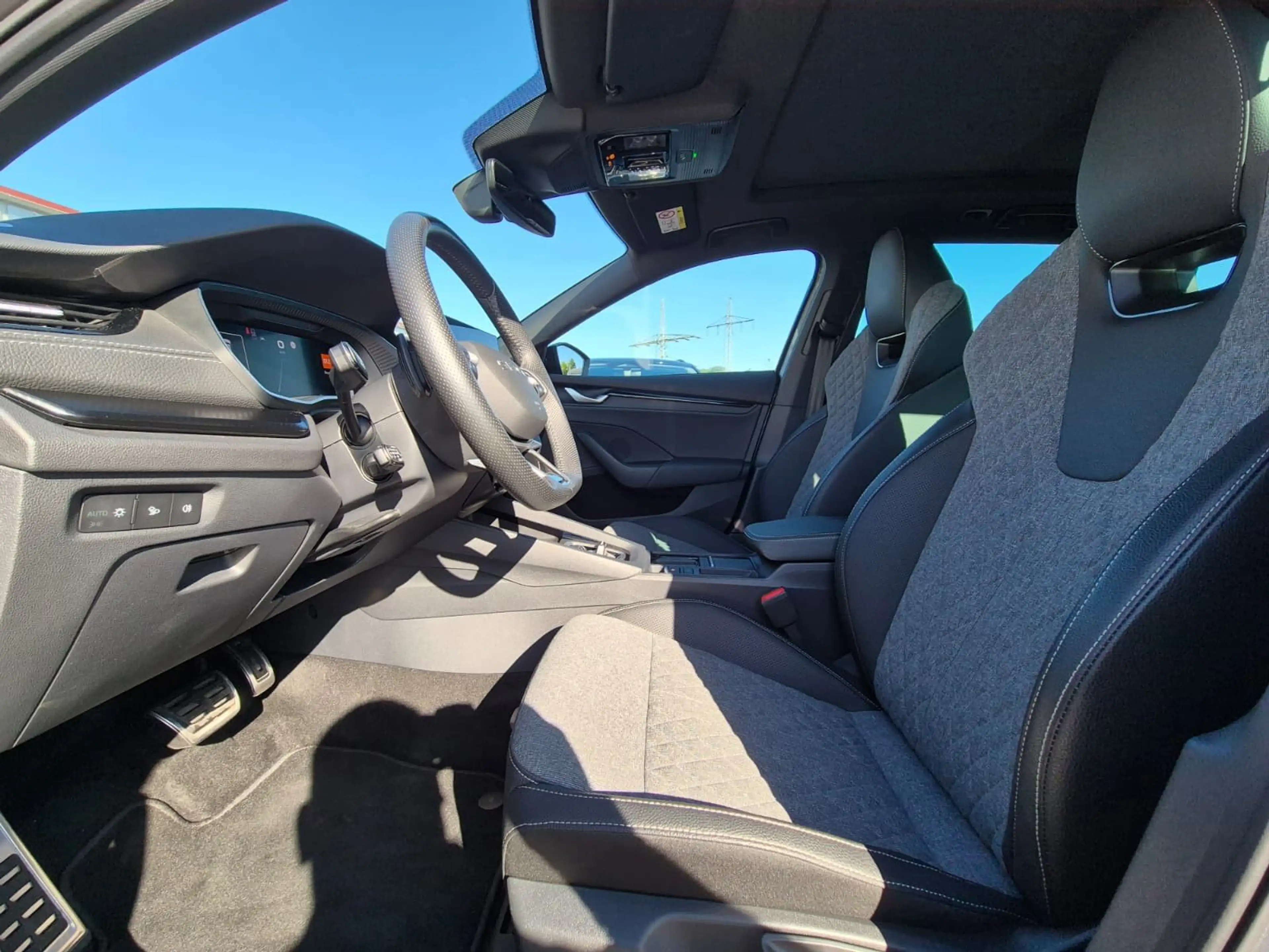 Skoda Octavia 1.5 DSG Sportline PANO*MATRIX*AHK*5J.GAR — photo 13