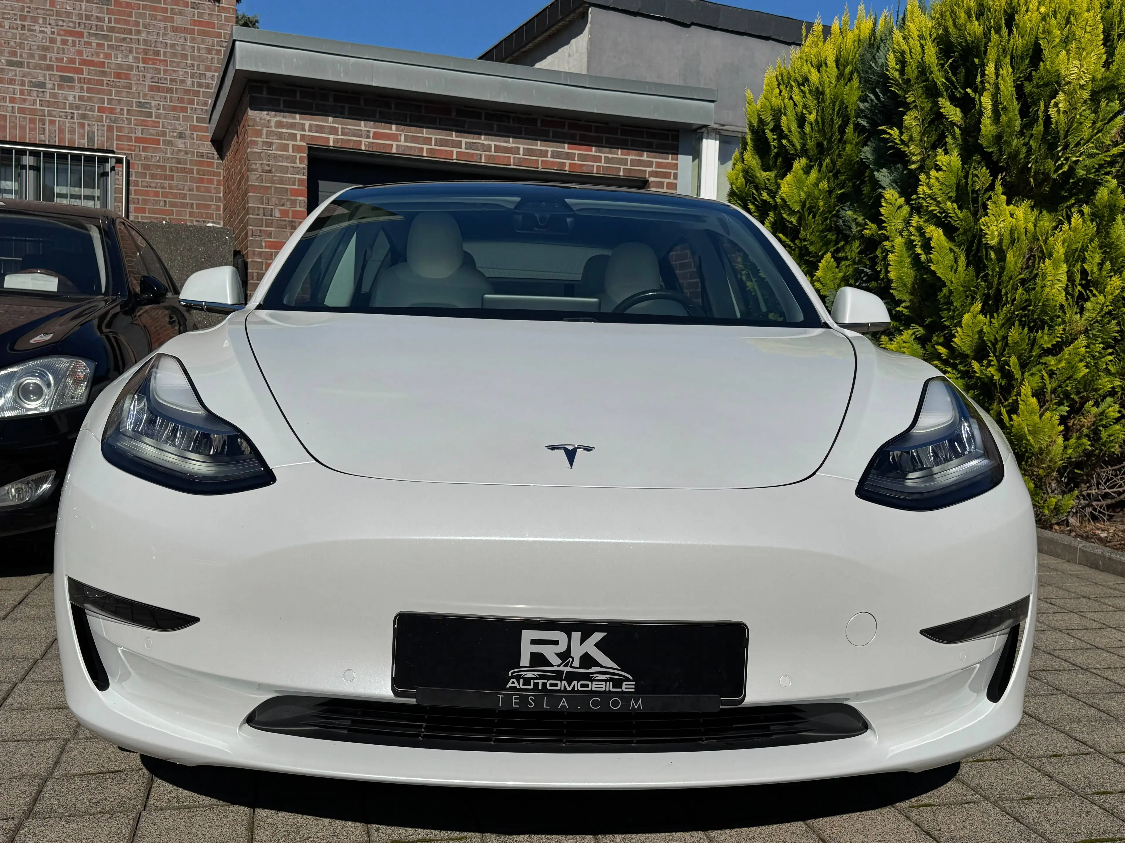 Tesla Model 3 Long Range Dual AWD — photo 2