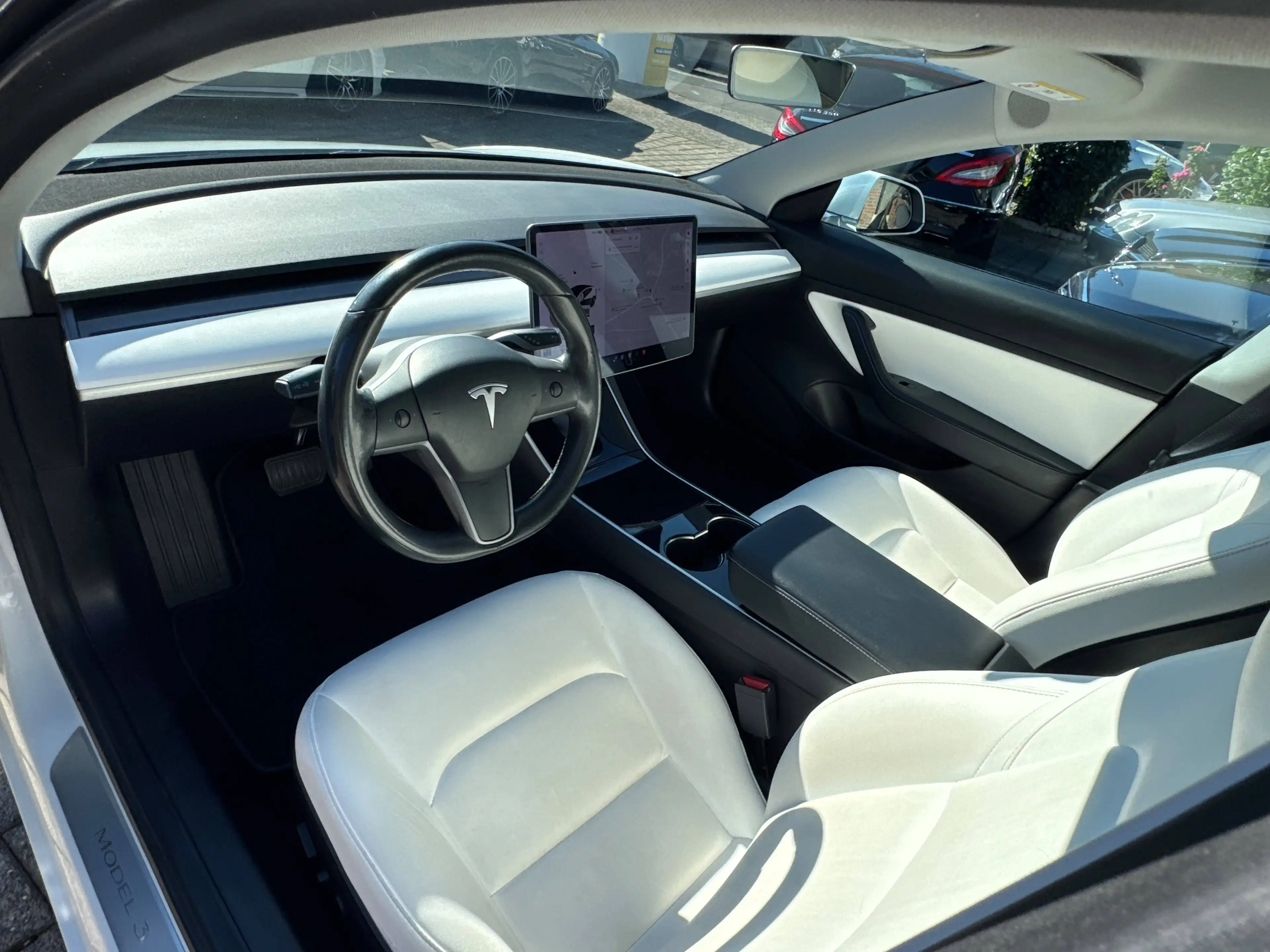 Tesla Model 3 Long Range Dual AWD — photo 8
