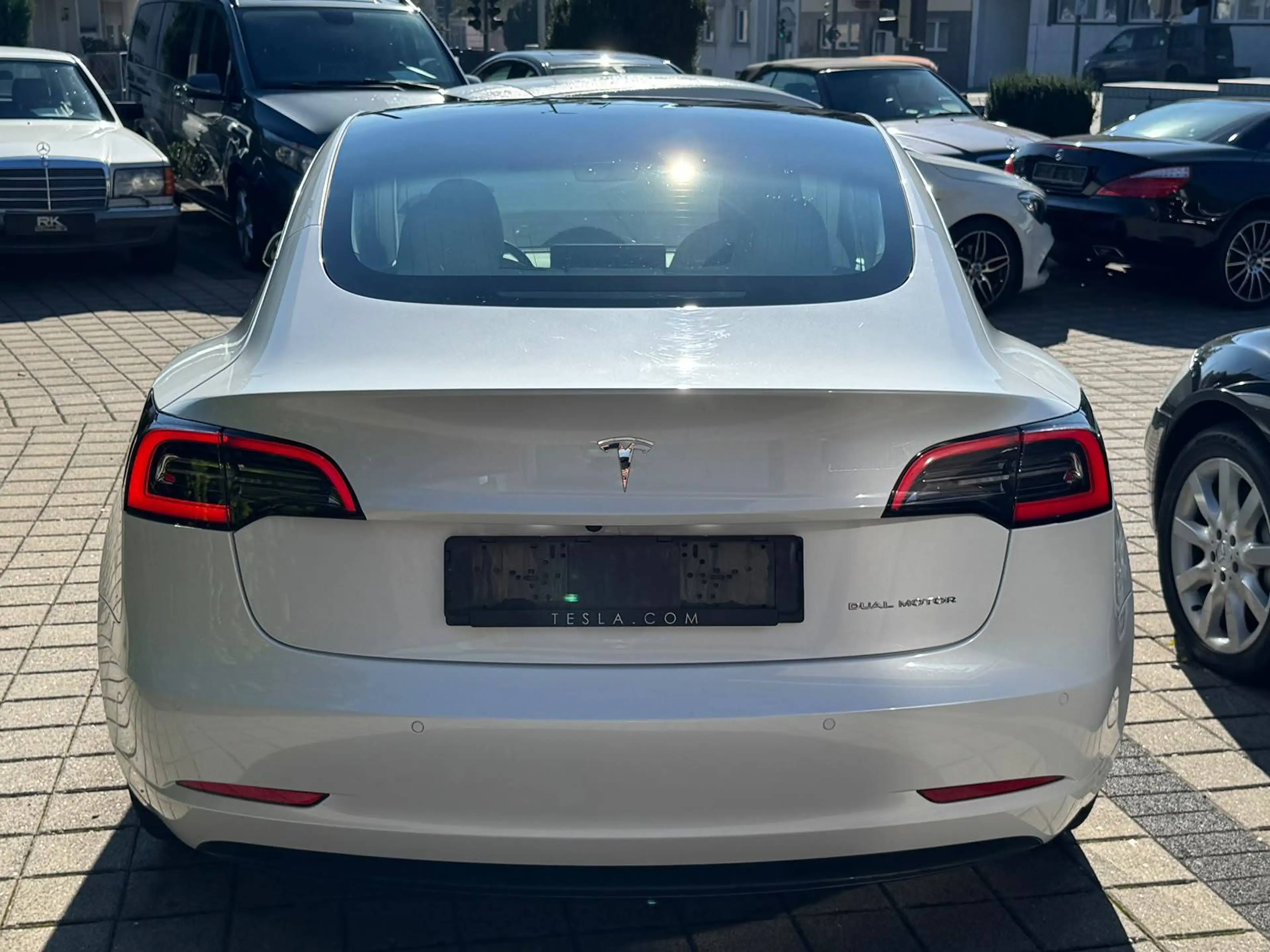 Tesla Model 3 Long Range Dual AWD — photo 5