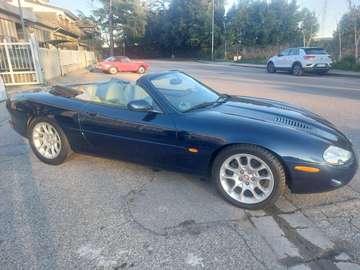 XKR  V 8 Convertible 4.0 ASI ORO