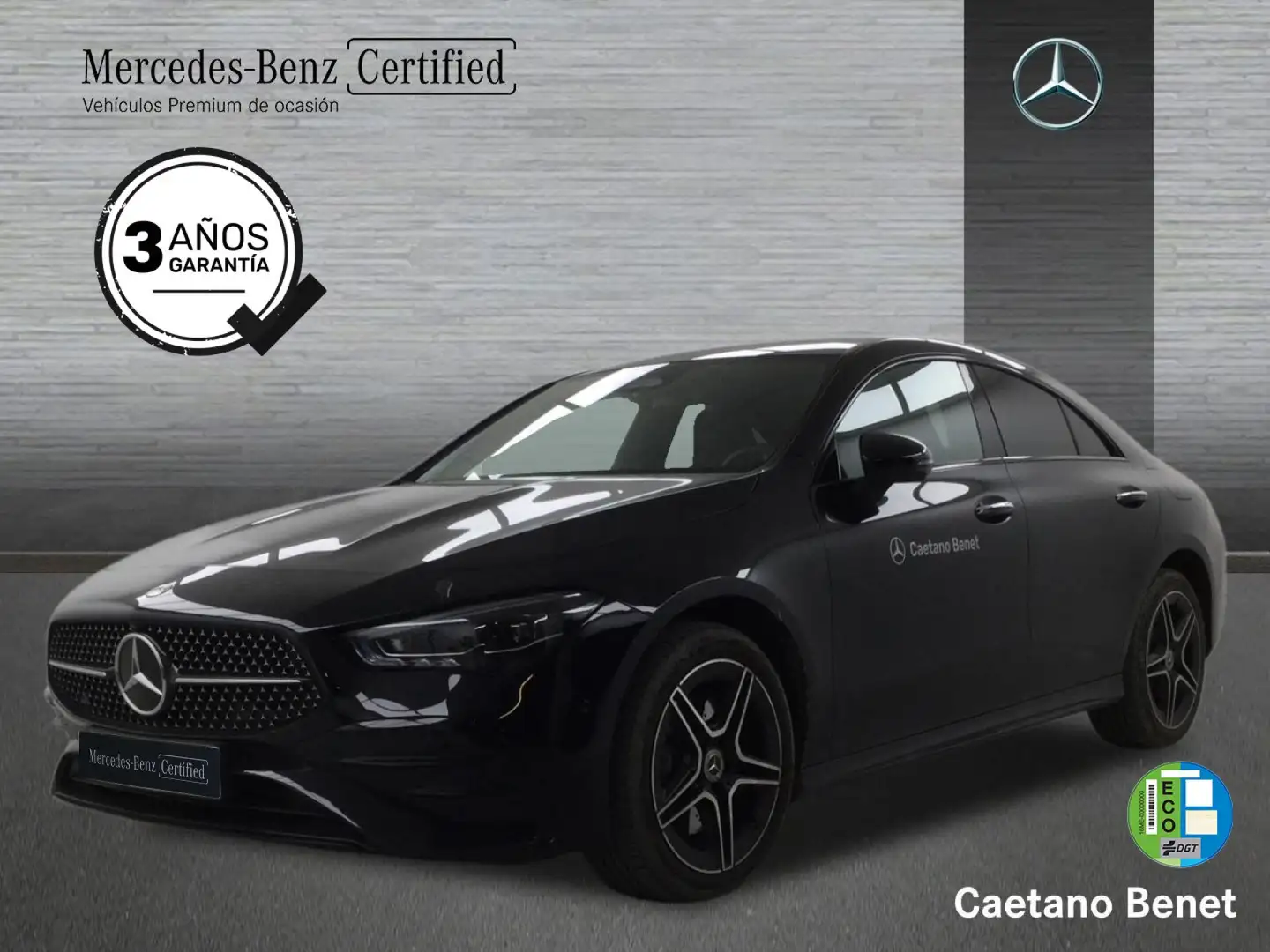 Mercedes-Benz CLA 200 Noir - 1