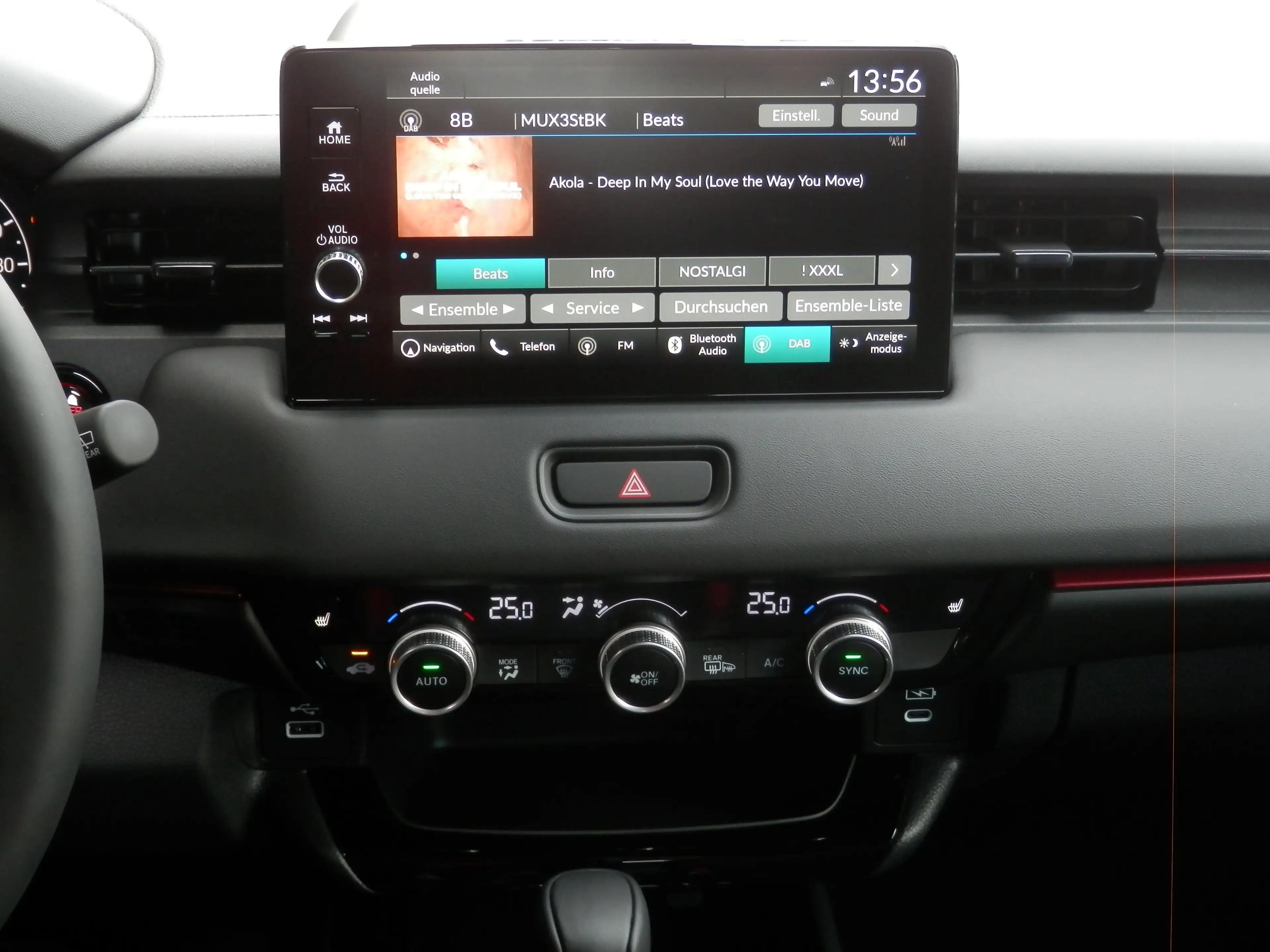 Honda HR-V 1,5 i-MMD Hybrid 2WD Advance Sport Aut. — photo 8