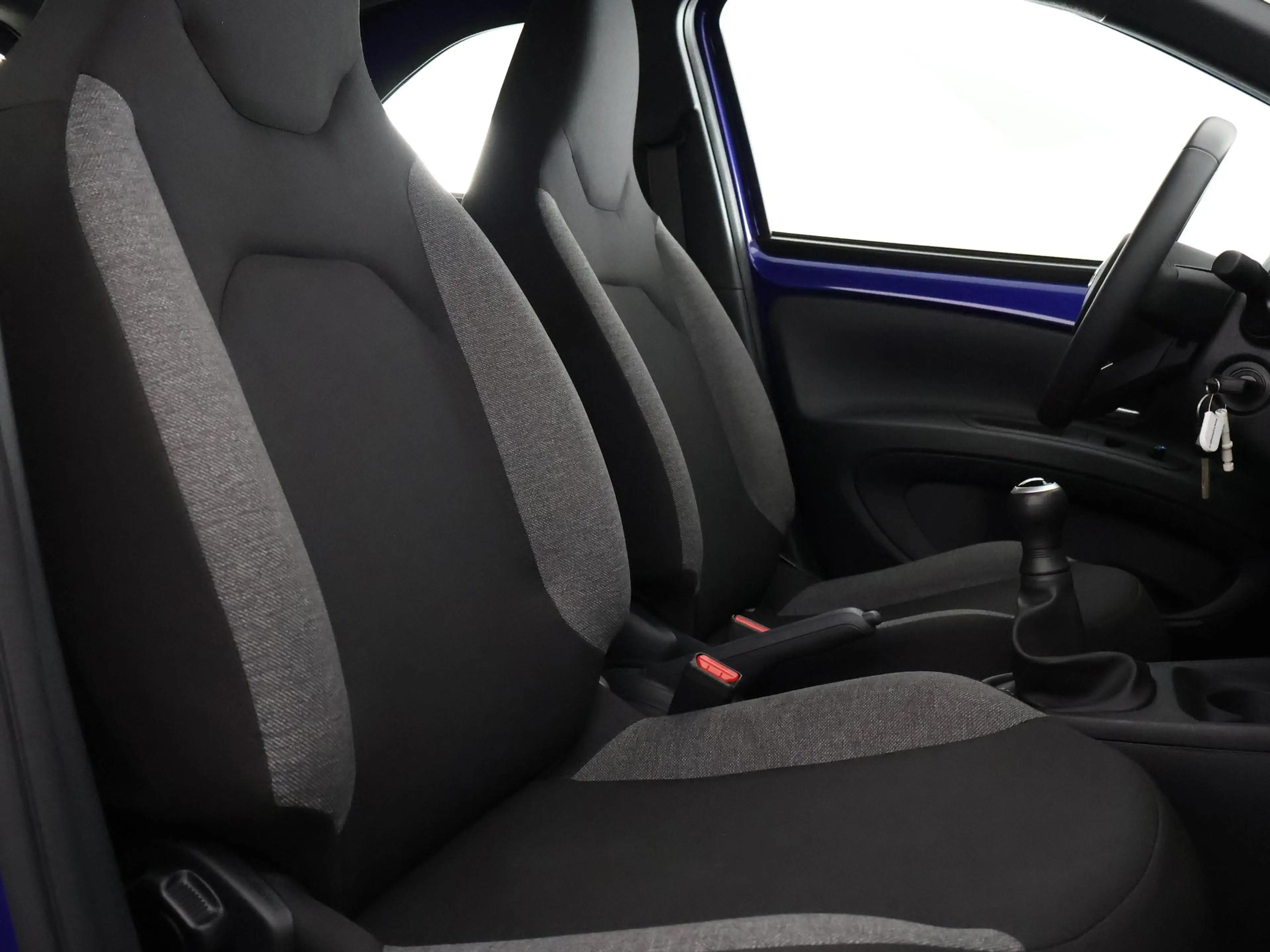 Toyota Aygo X 1.0 VVT-i MT Play |  Apple Carplay & AndroidAUTO | — photo 20