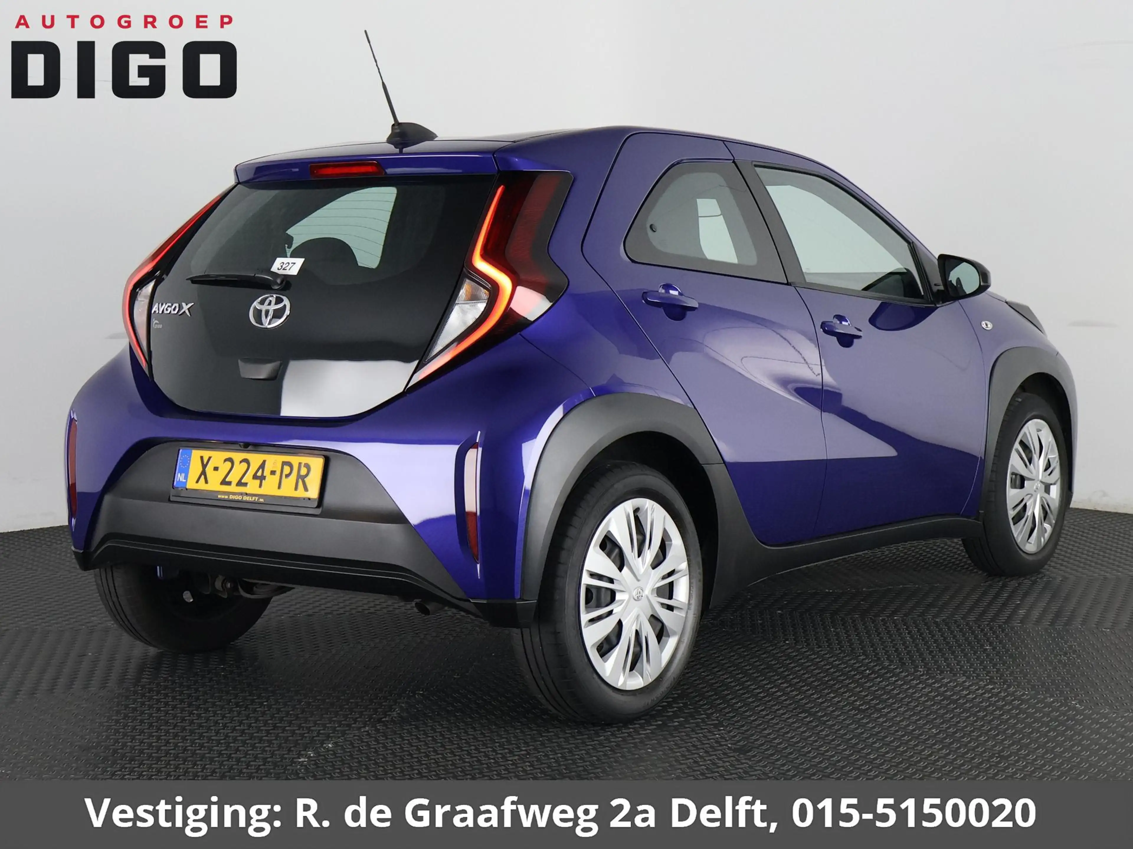 Toyota Aygo X 1.0 VVT-i MT Play |  Apple Carplay & AndroidAUTO | — photo 3