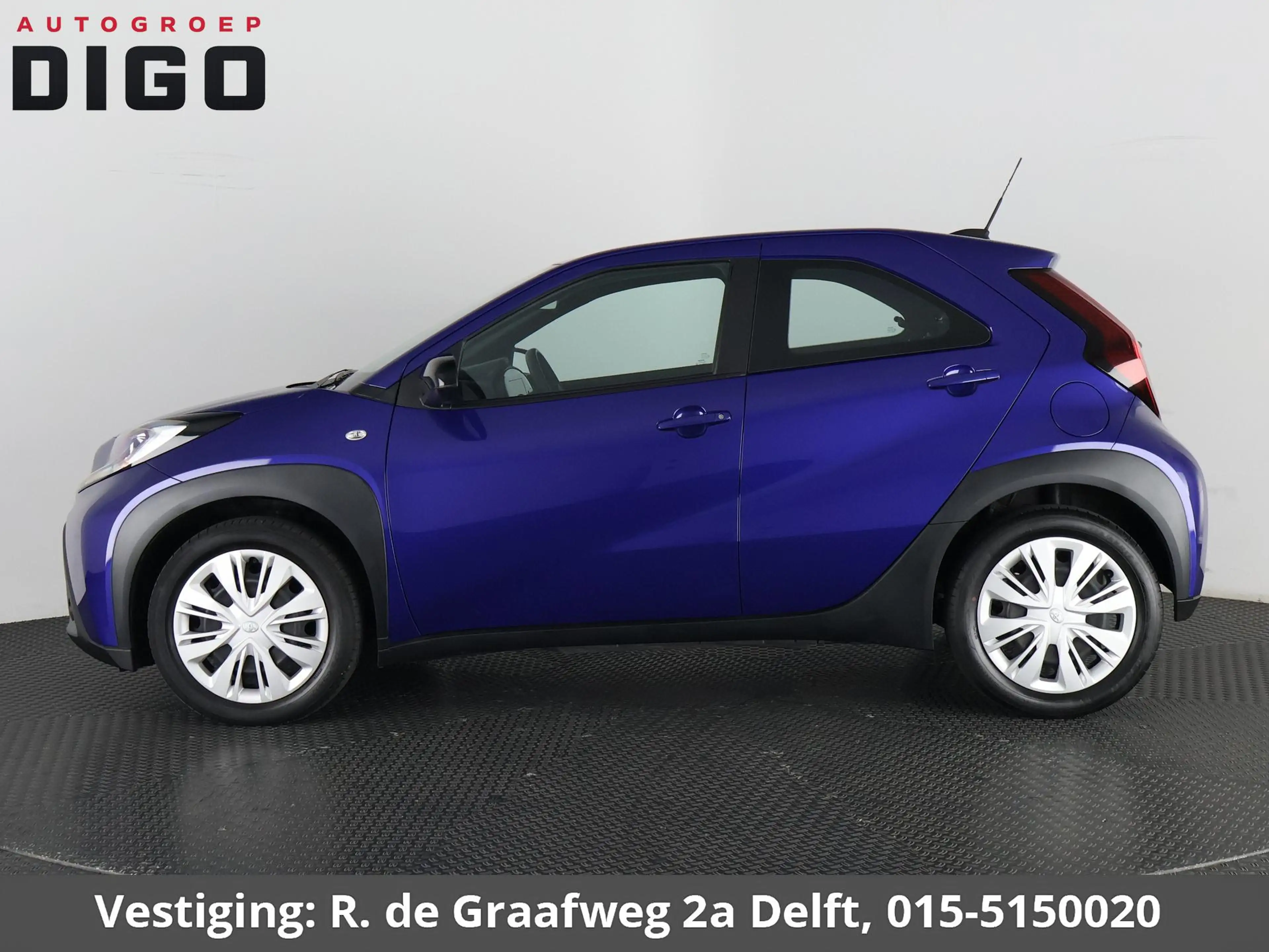 Toyota Aygo X 1.0 VVT-i MT Play |  Apple Carplay & AndroidAUTO | — photo 4