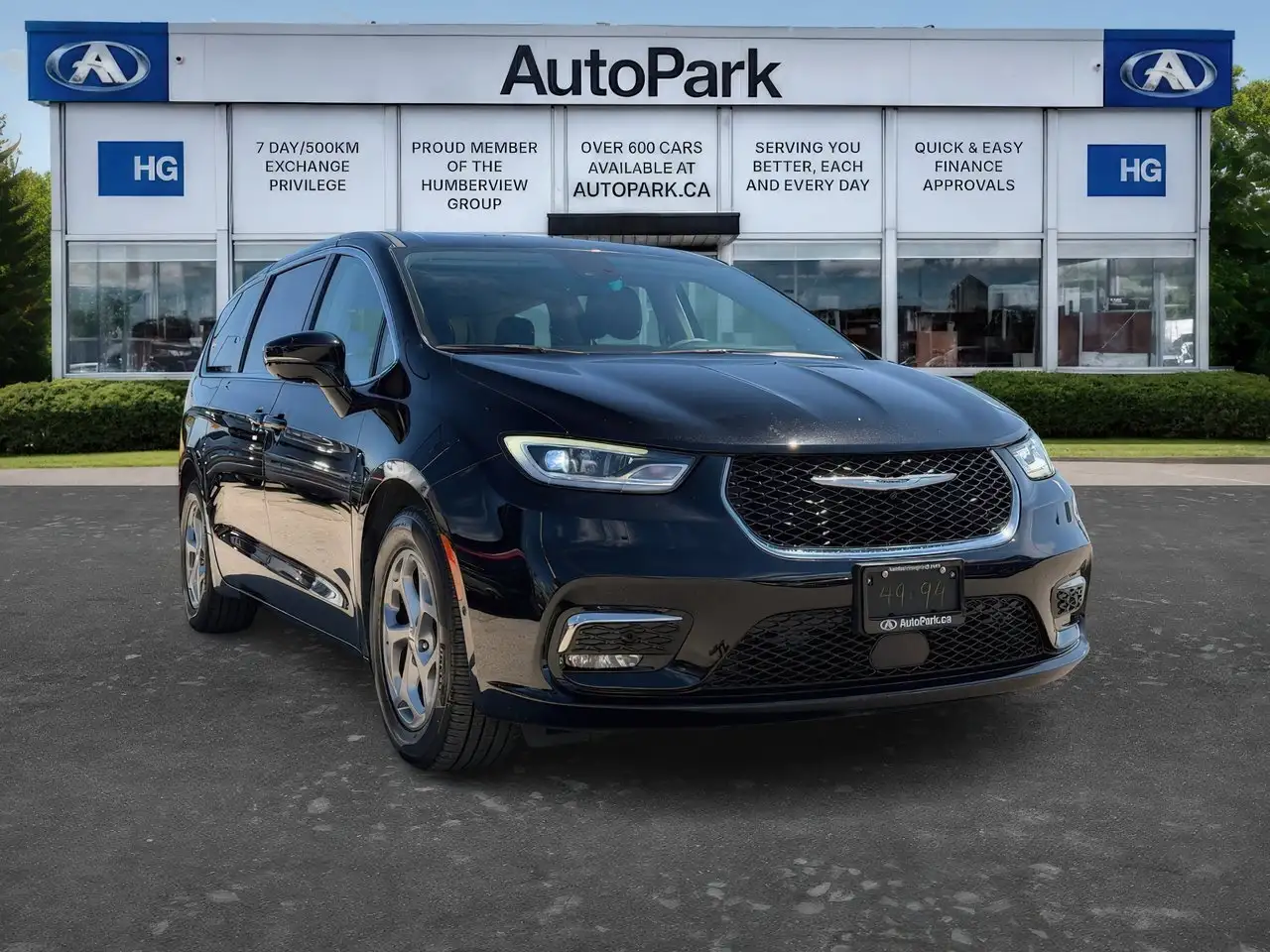 Chrysler Pacifica снимка Chrysler Pacifica