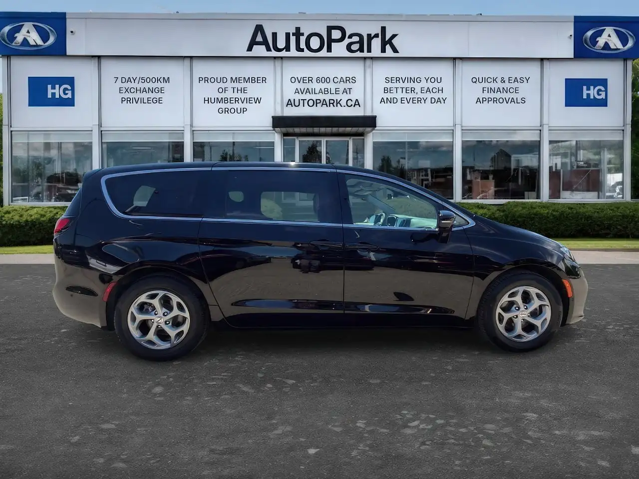 Chrysler Pacifica снимка Chrysler Pacifica
