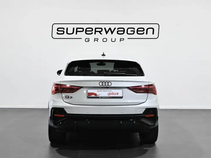 Audi Q3 Sportback 45 TFSI e S tronic Black Line 2022, foto 5