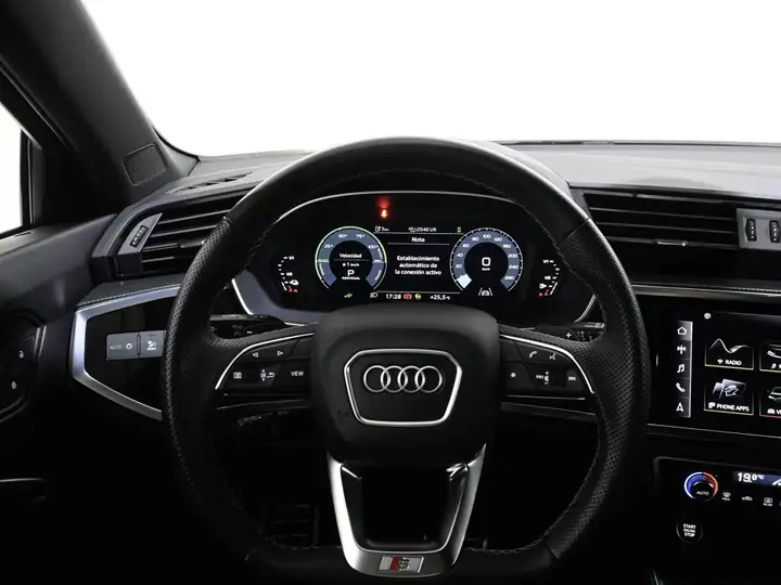 Audi Q3 Sportback 45 TFSI e S tronic Black Line 2022, foto 12