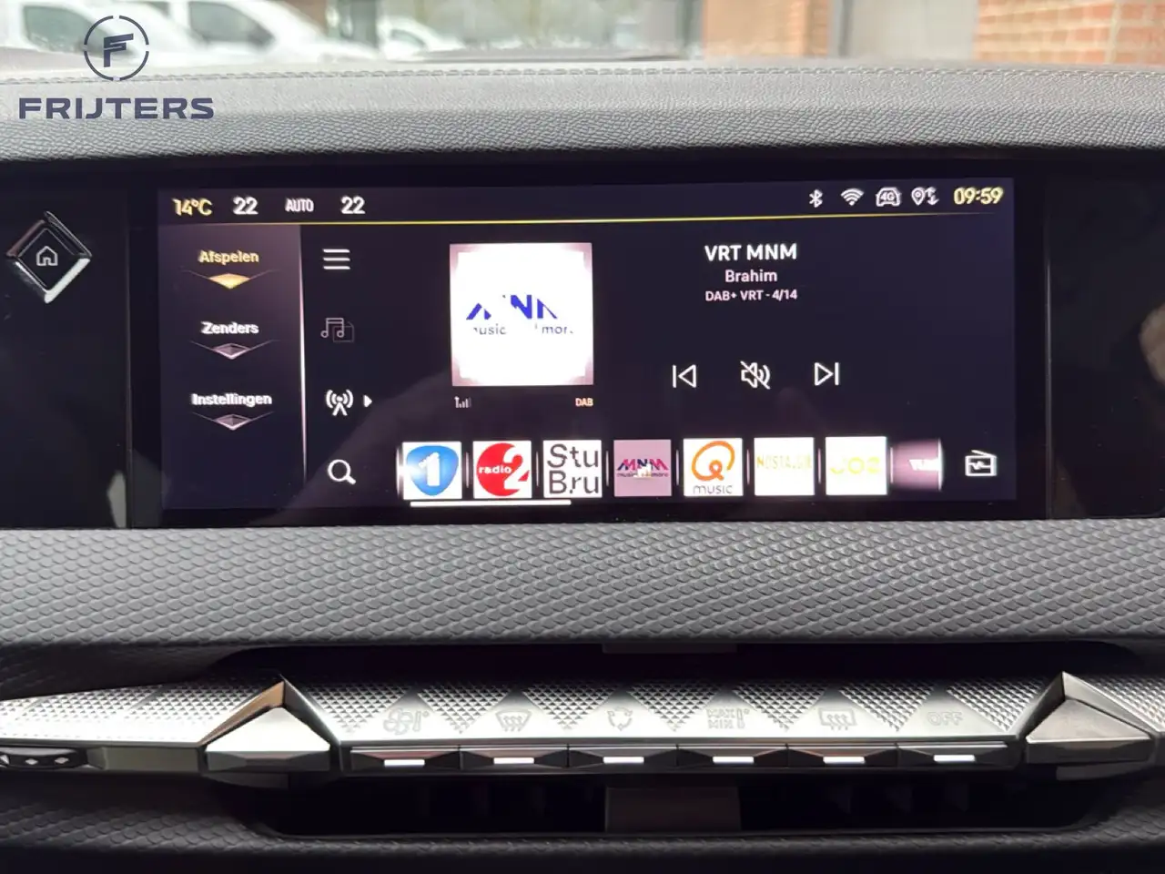 DS Automobiles DS 4 DS4 Cross 23