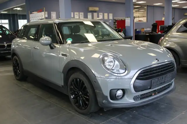 MINI One Clubman Pepper - Navi - SHZ - PDC -