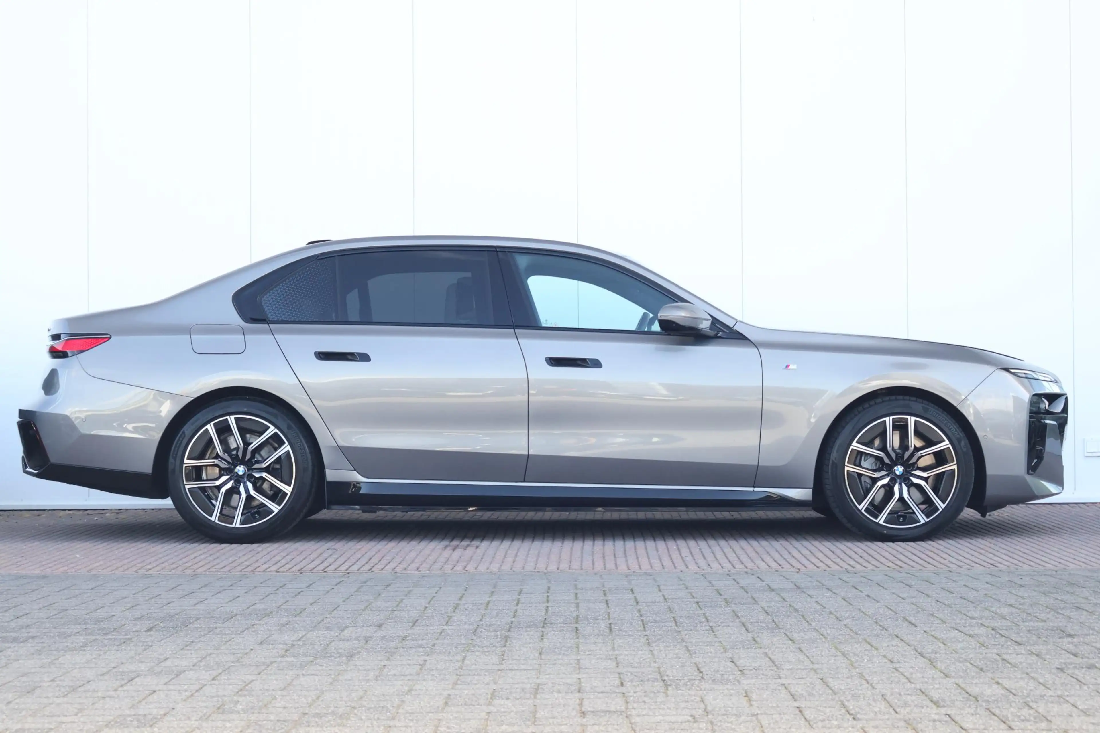 BMW 750 7-serie 750e xDrive | M-Sport Pakket | Individual — photo 5