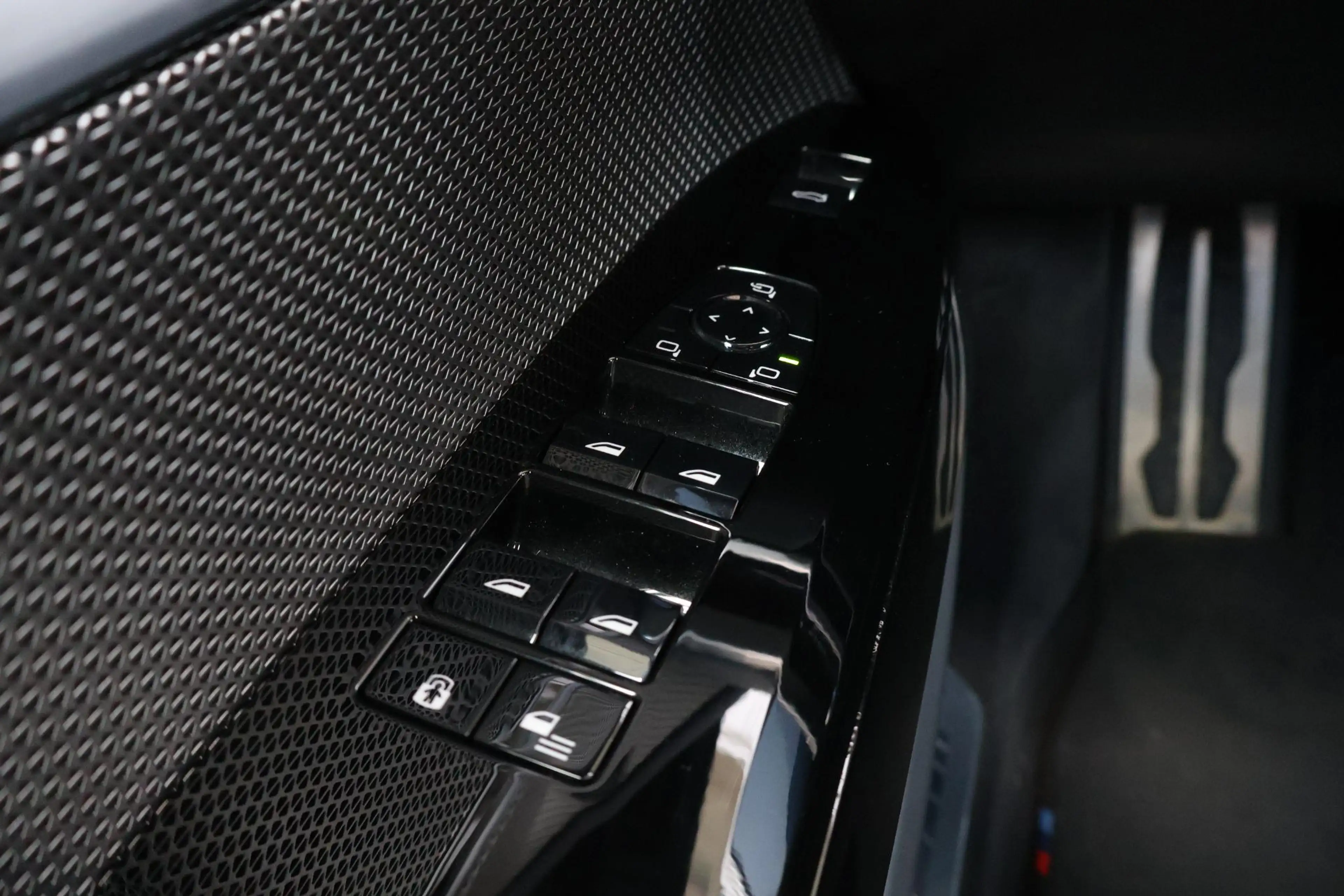 BMW 750 7-serie 750e xDrive | M-Sport Pakket | Individual — photo 14