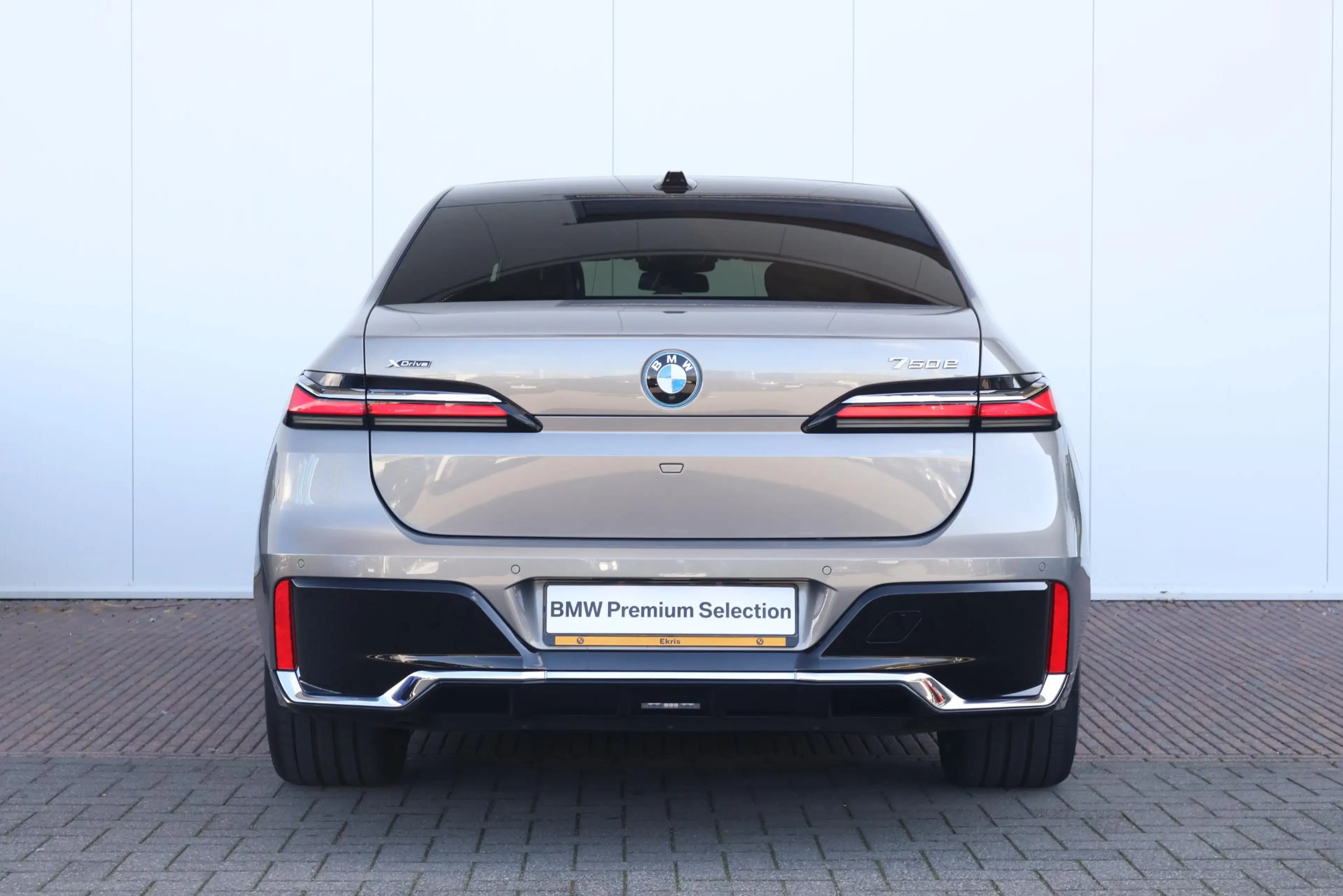 BMW 750 7-serie 750e xDrive | M-Sport Pakket | Individual — photo 8